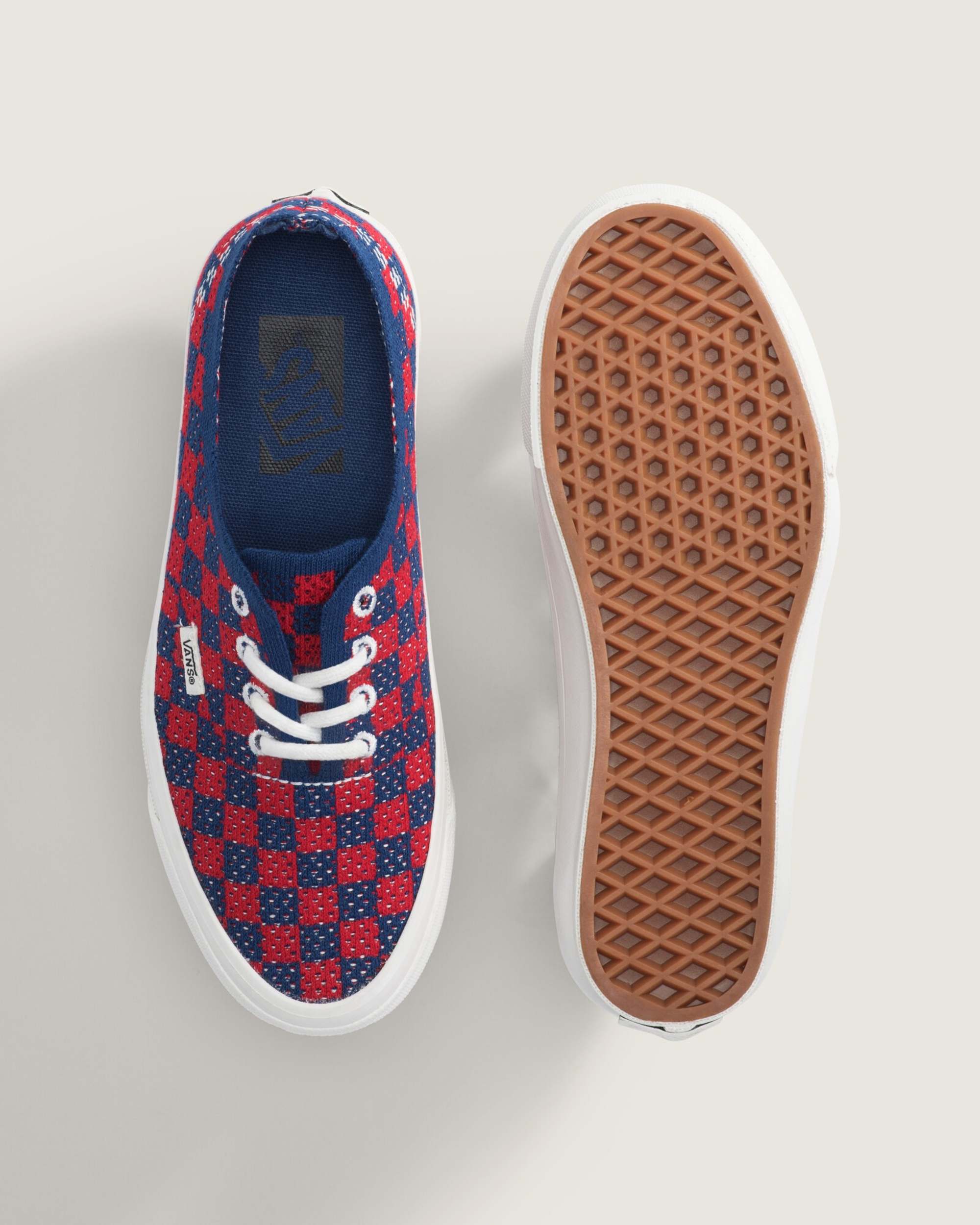 Tnis Premium Authentic Checkerboard VANS Vermelho ALT2