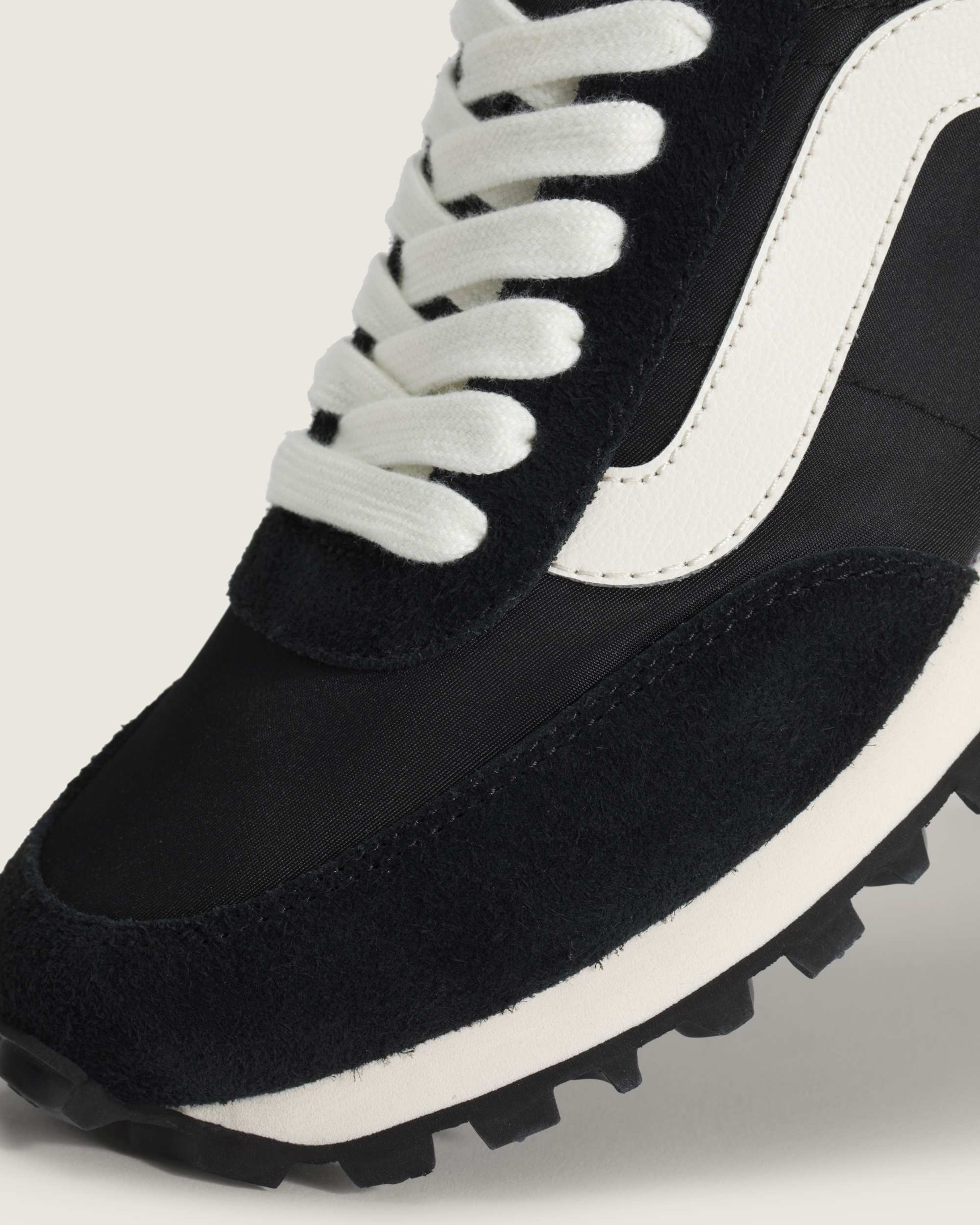 Premium Style 152 Schoenen VANS Zwart ALT4