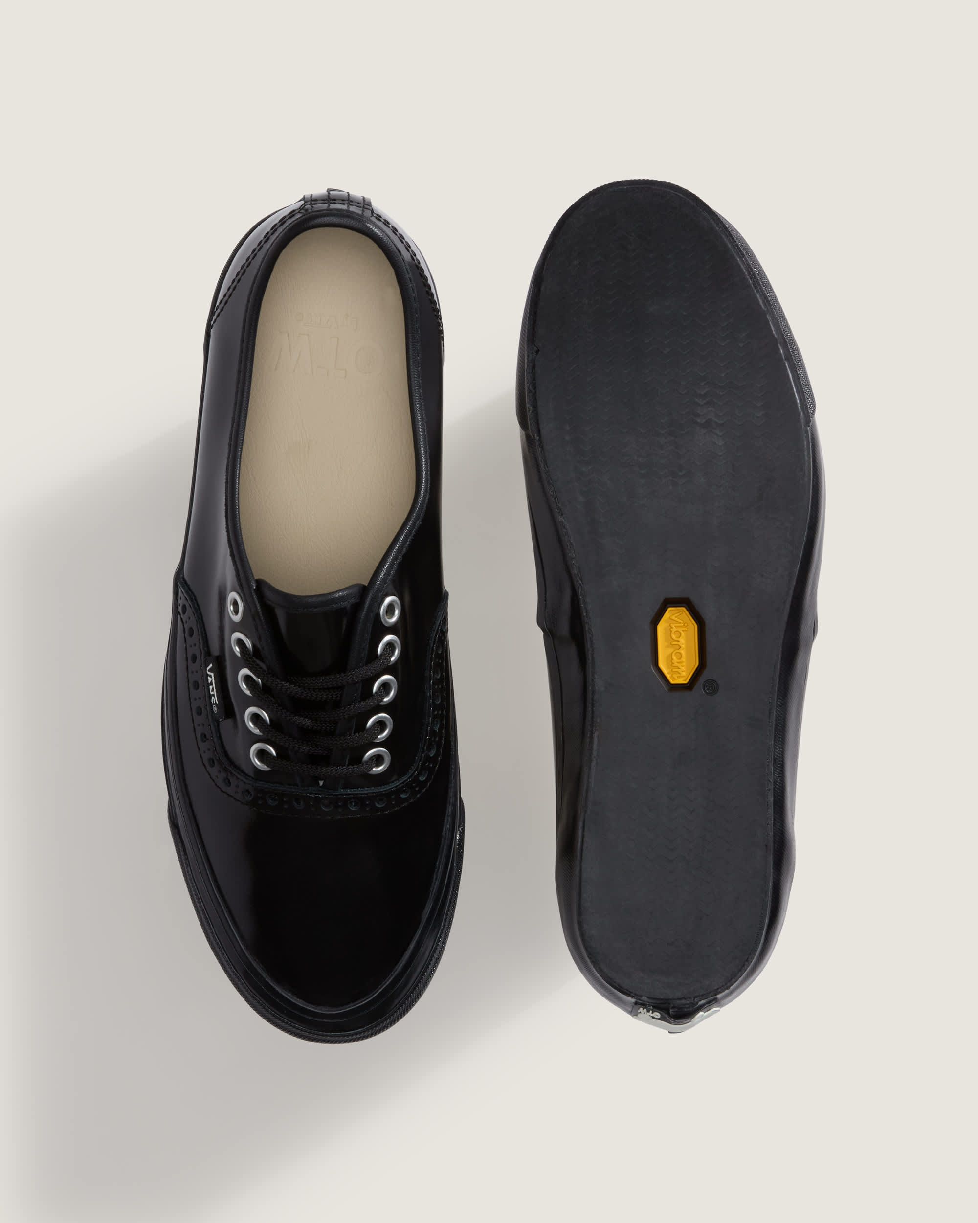OTW Authentic 44 Siped Vibram VANS Preto ALT3
