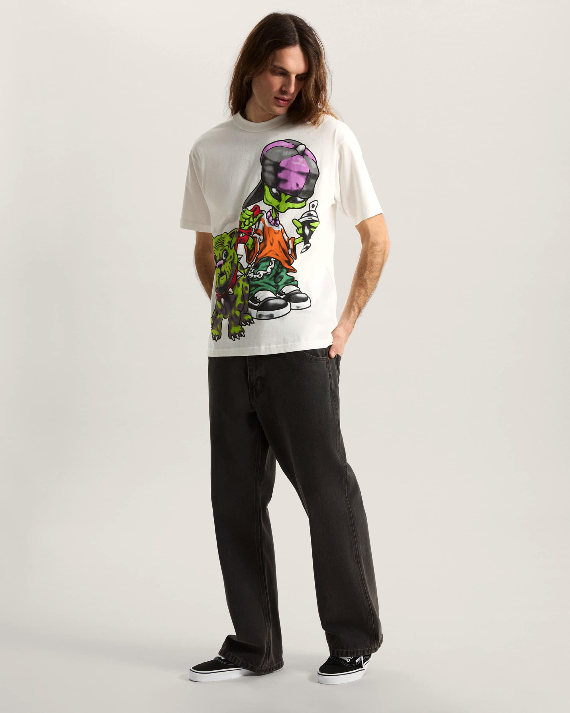 Wreckpack Alien Dog T-Shirt in White| Vans DK