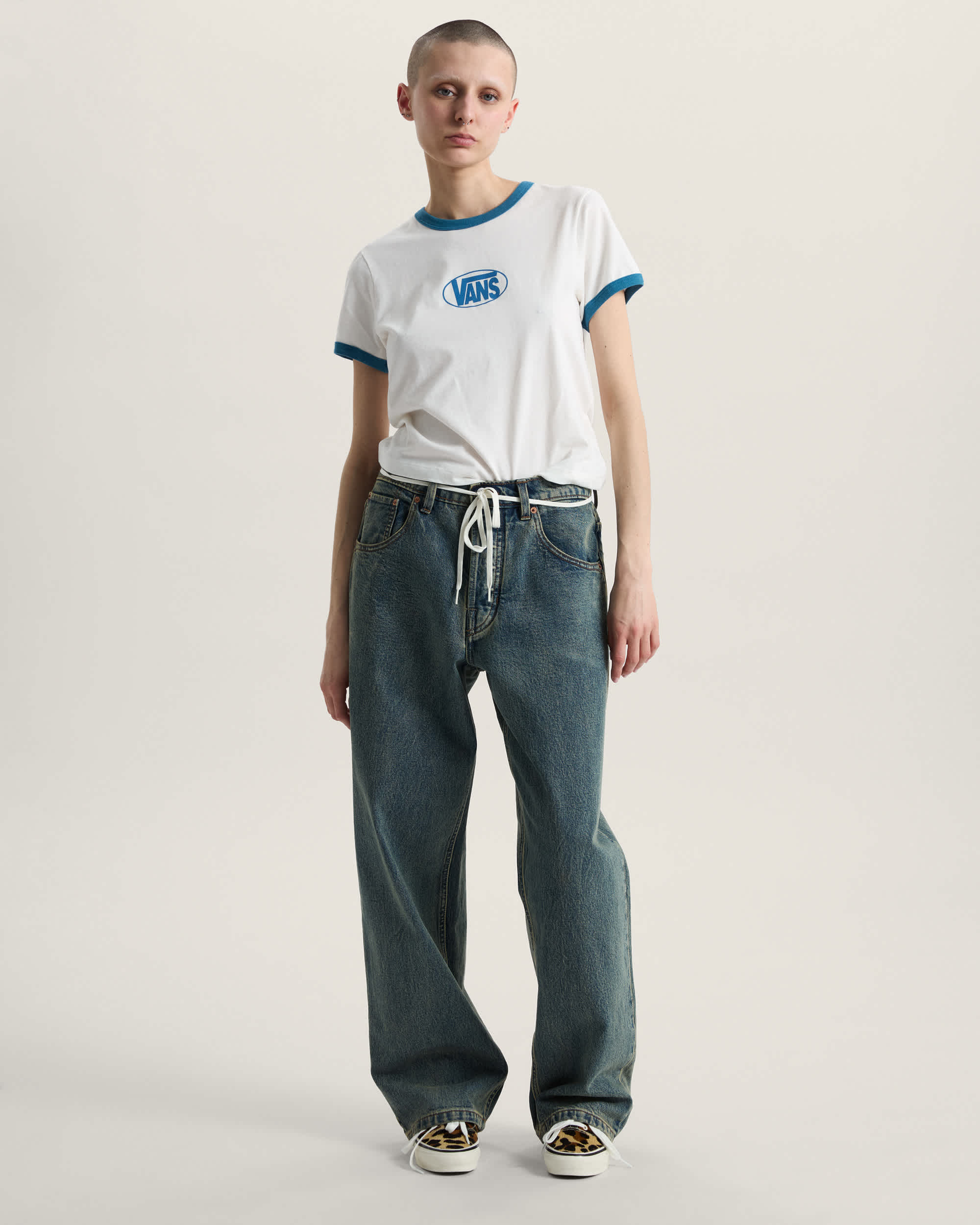 Circle V RingerTShirt VANS Wei ALT4