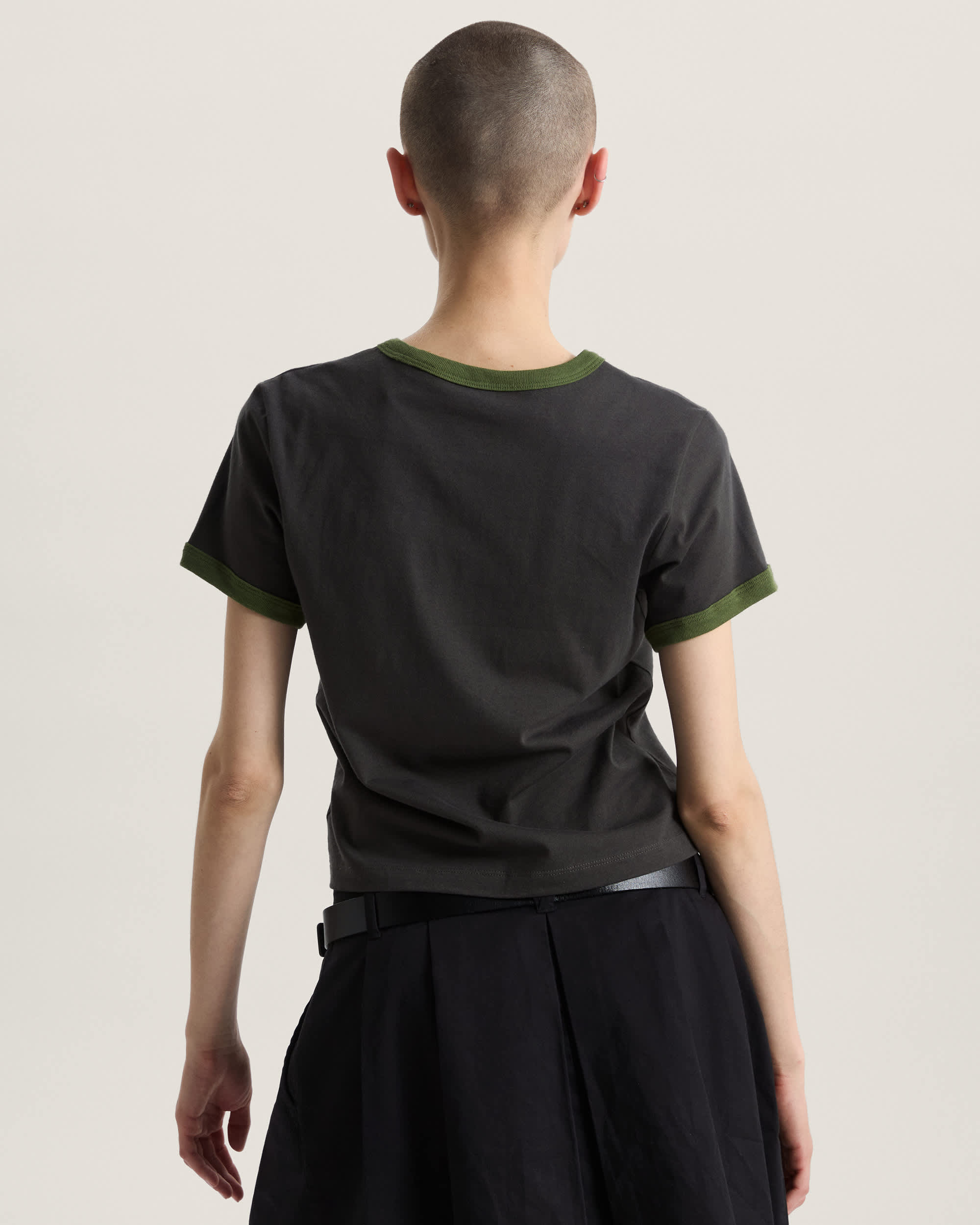Circle V RingerTShirt VANS Schwarz ALT3