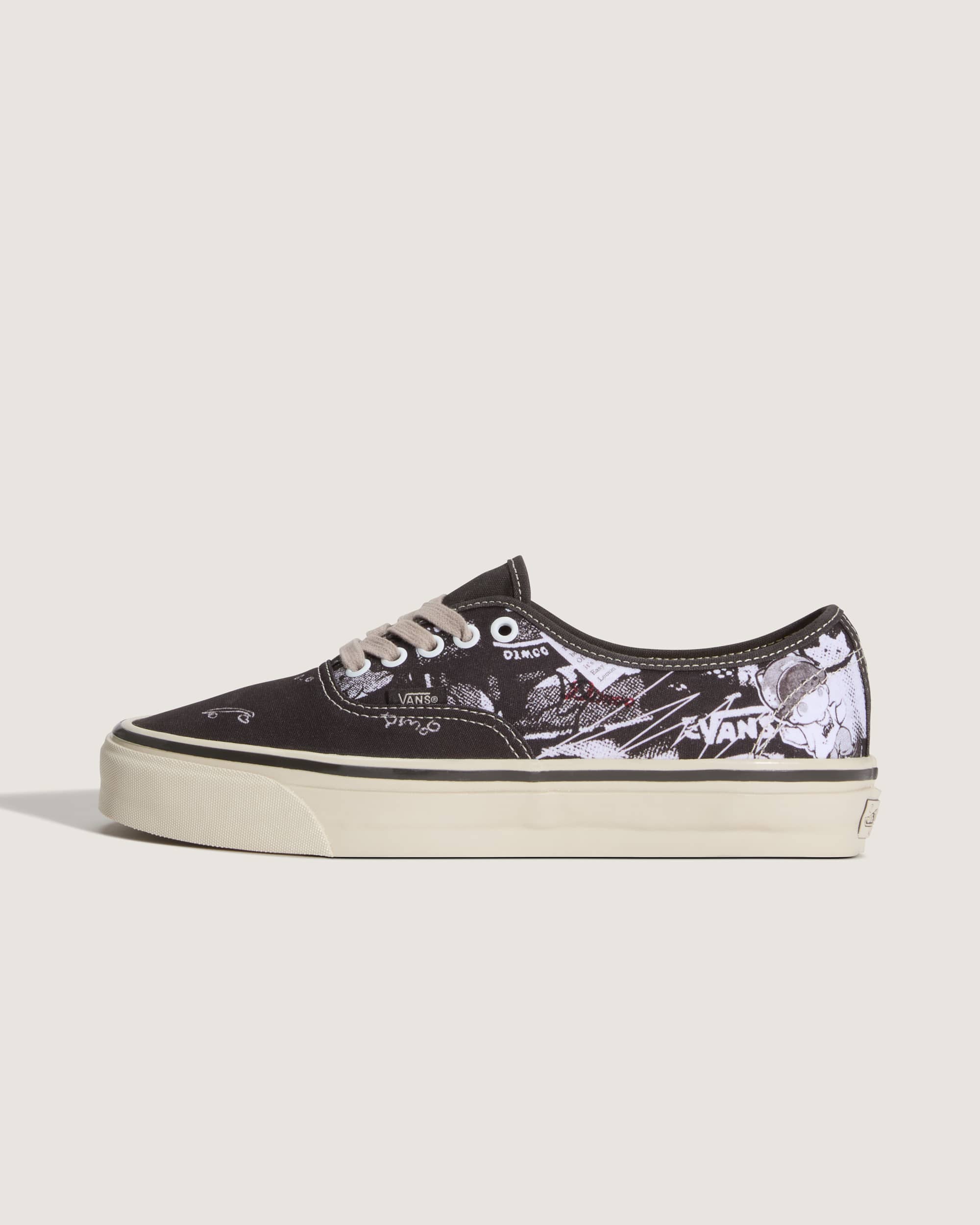 Zapatillas Premium Authentic VANS Negro HERO