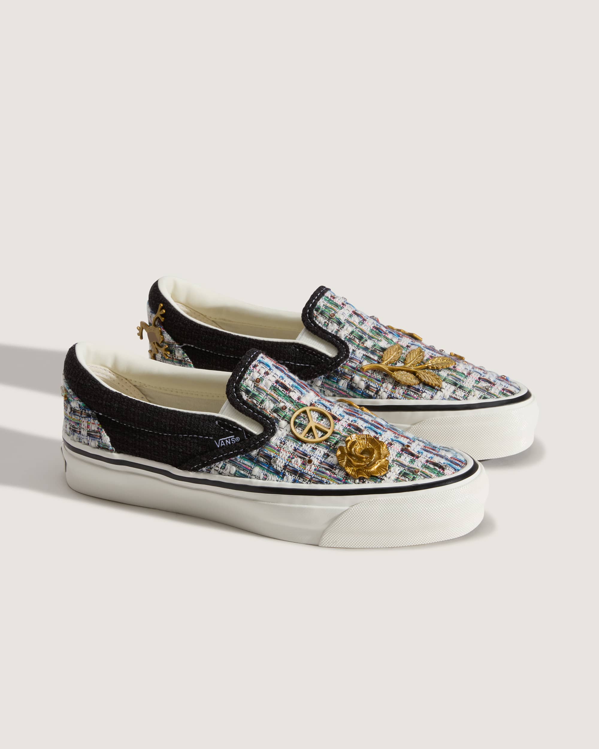 Scarpe Premium Classic SlipOn VANS Nero ALT1