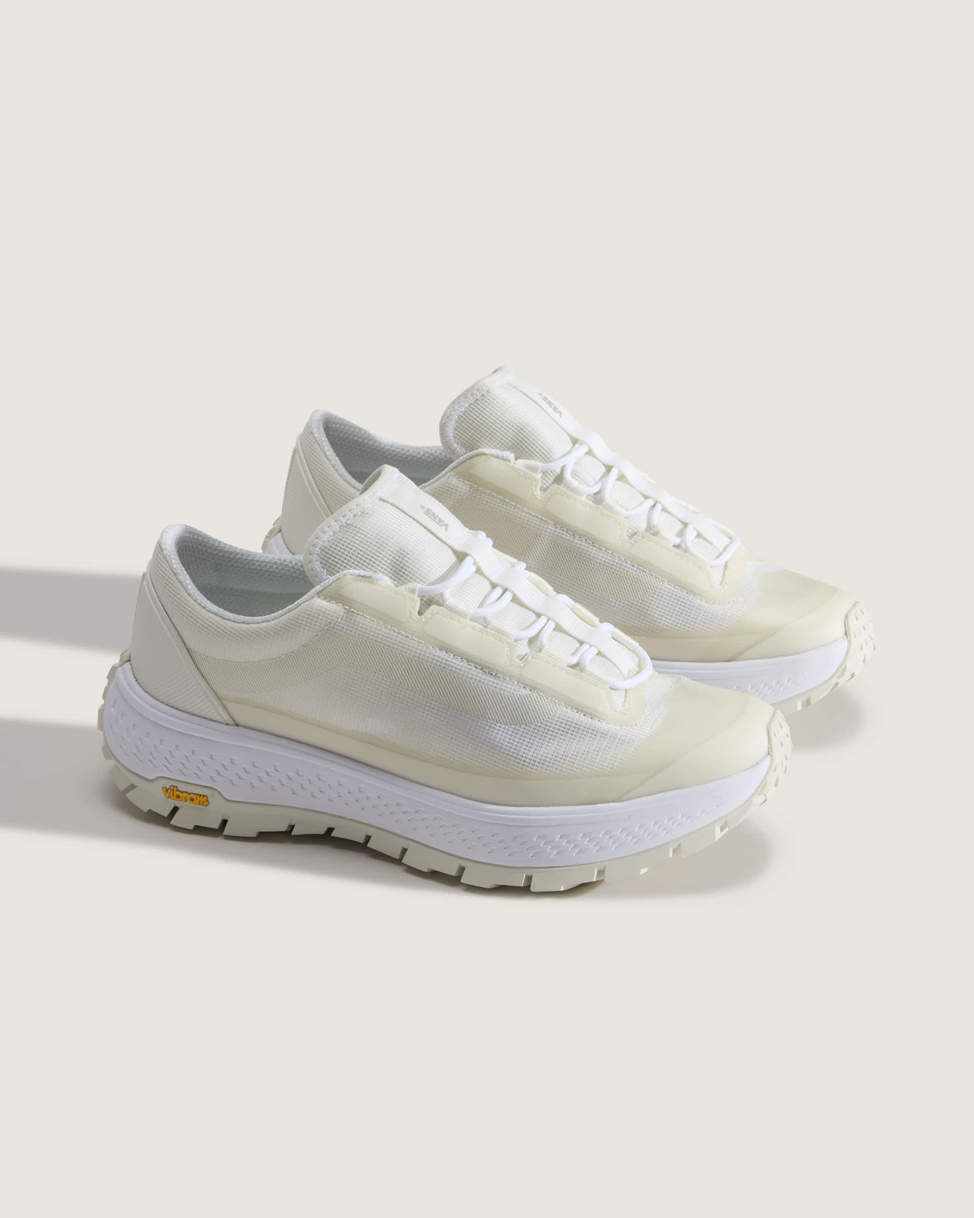 Trail 36 Shoes VANS White ALT1