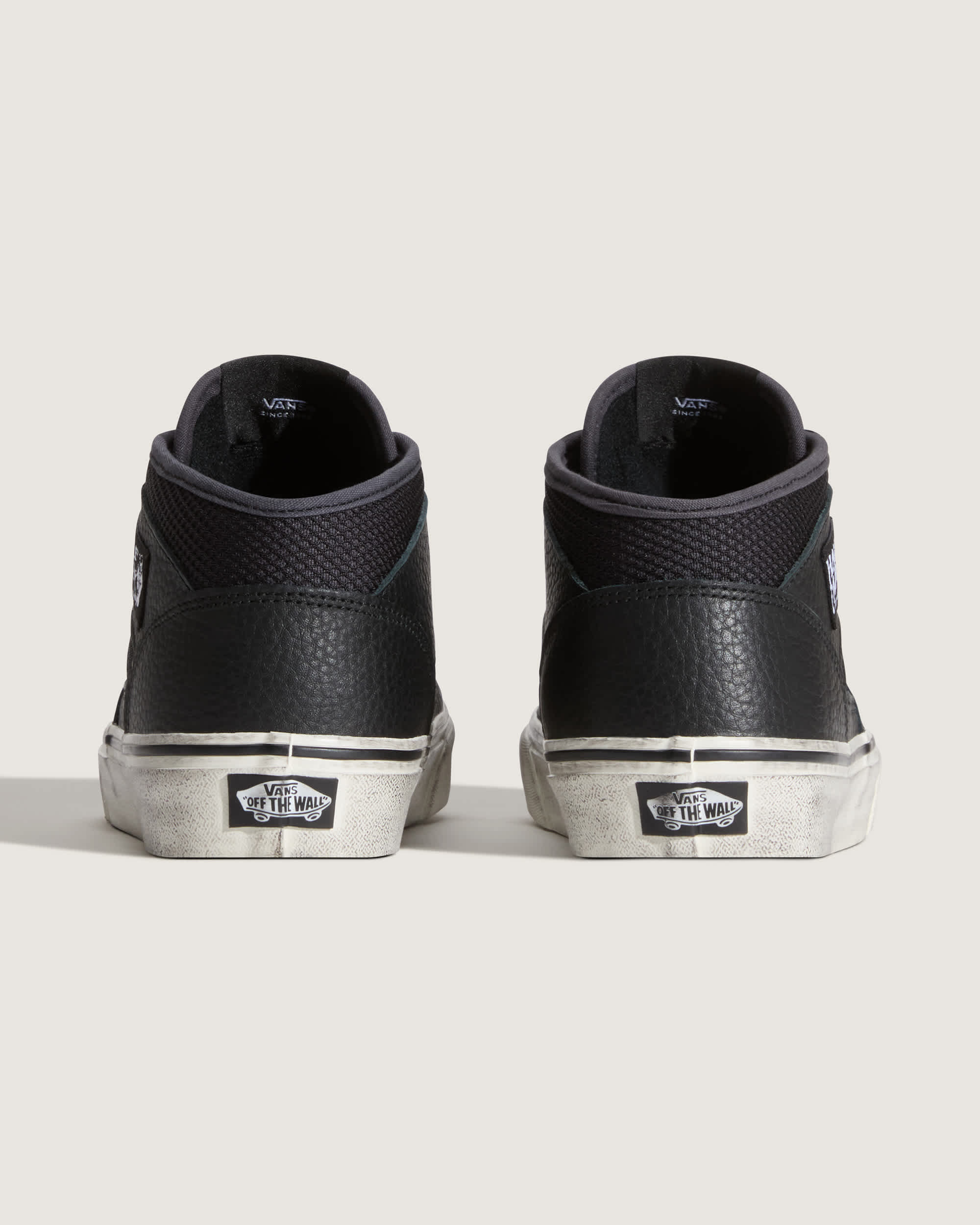 Zapatillas Half Cab Decon VANS Negro ALT3