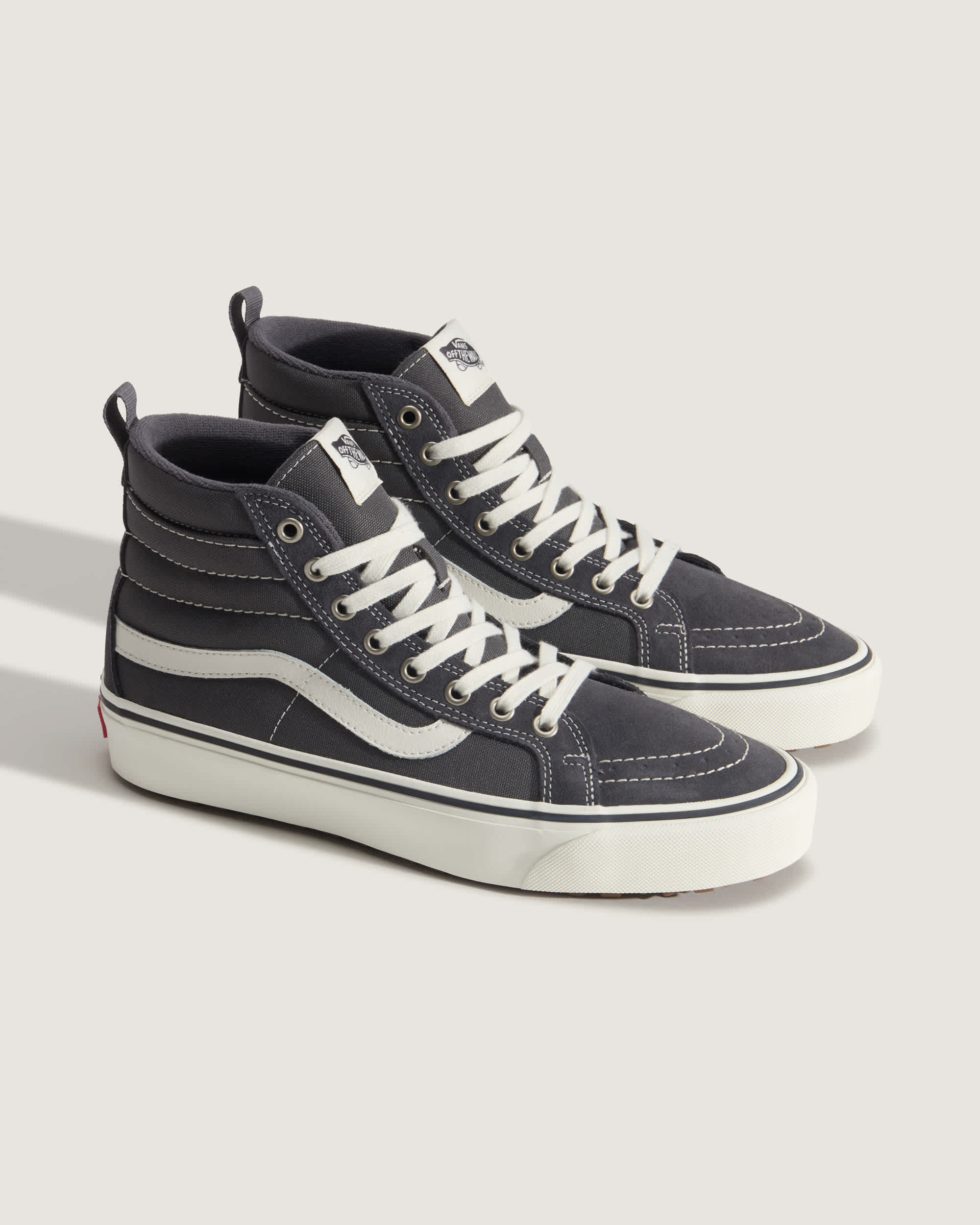 Chaussures Sk8Hi Insulated VANS Gris ALT1