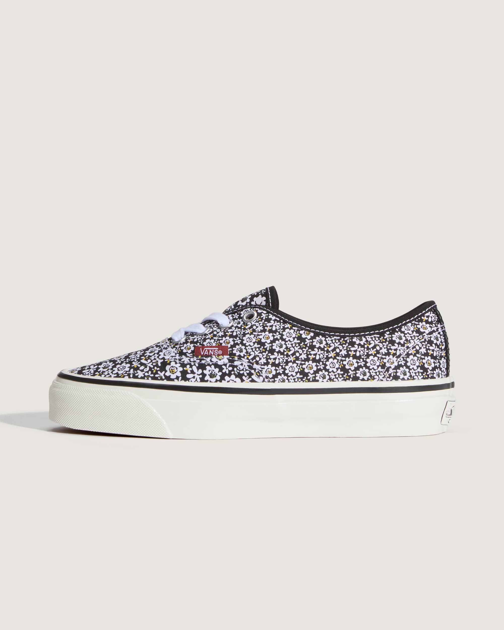 Chaussures Premium Authentic VANS Noir HERO