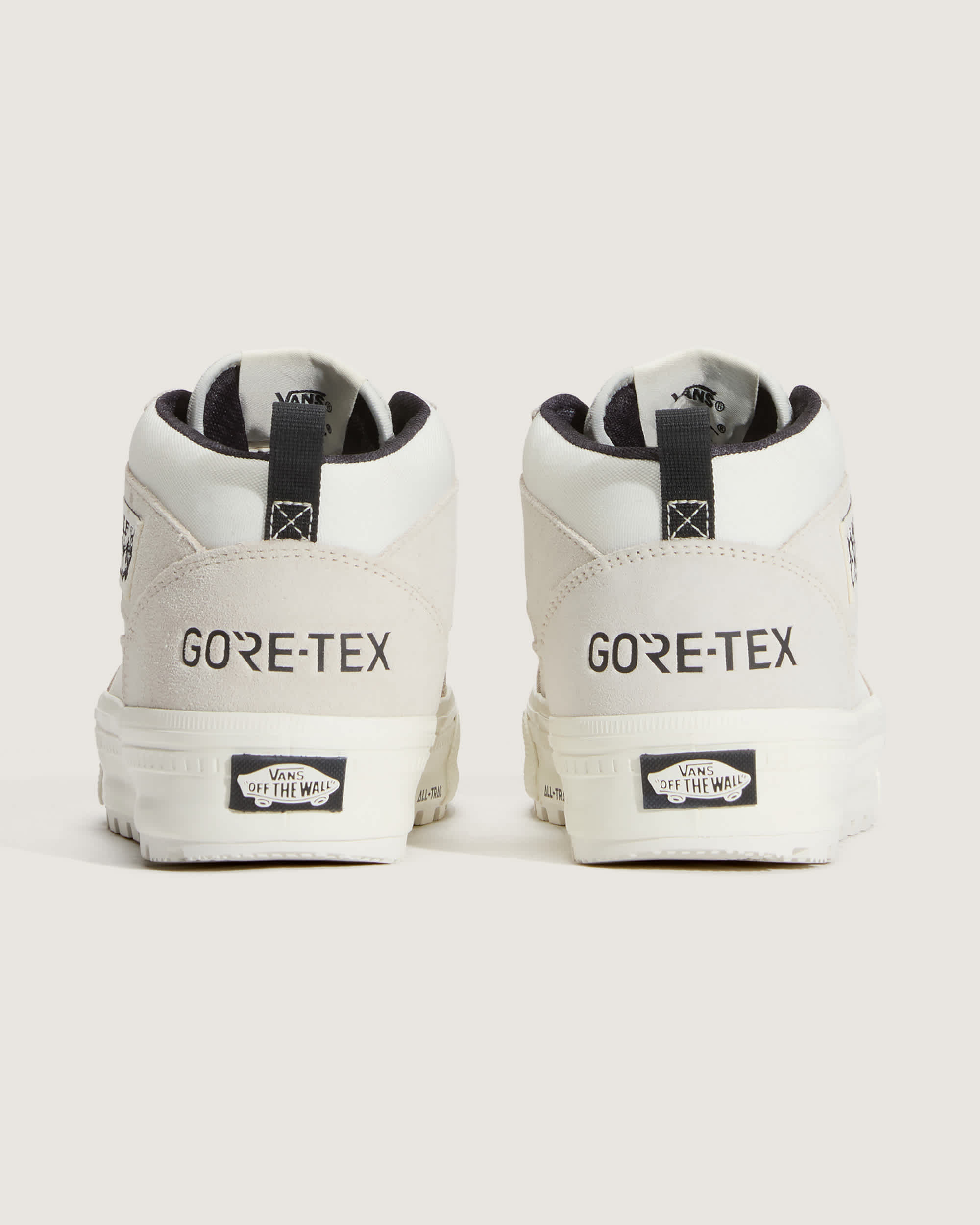 Chaussures Half Cab GORETEX Insulated VANS Blanc ALT3