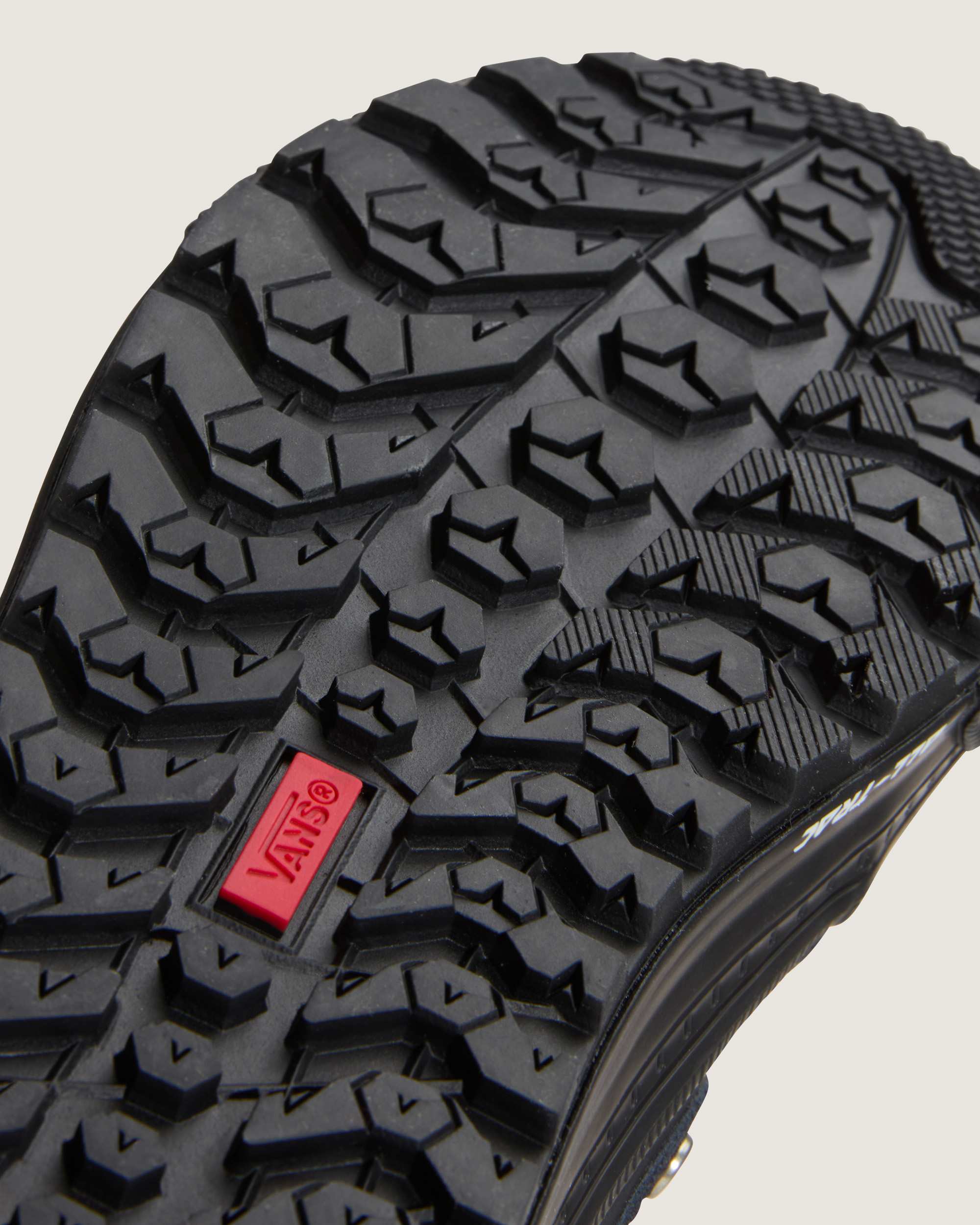Chaussures isolantes impermables Sk8Hi VANS Noir ALT4