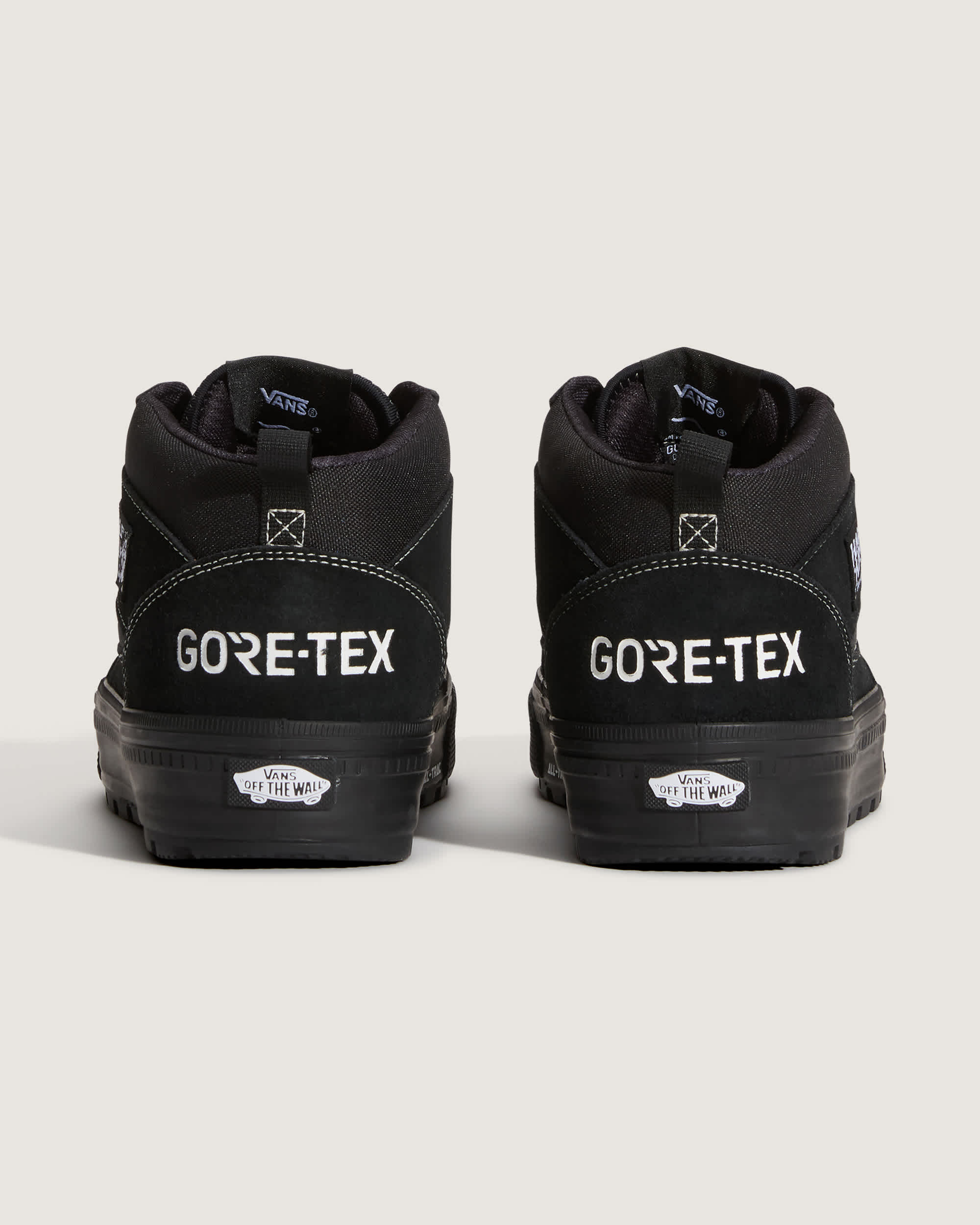 Half Cab GORETEX Insulated Shoes VANS Black ALT3