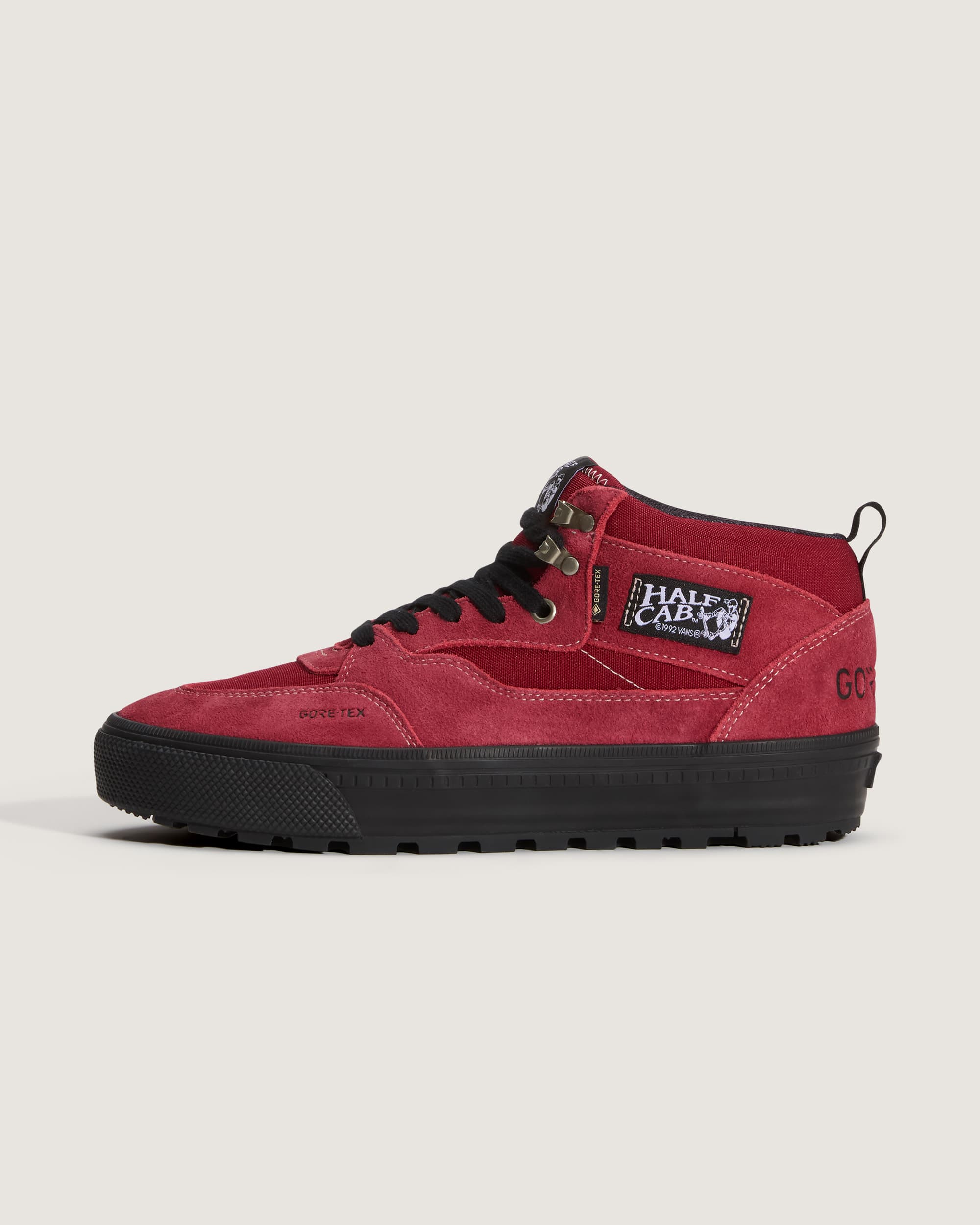 Half Cab GORETEX Insulated Shoes VANS Burgundy HERO