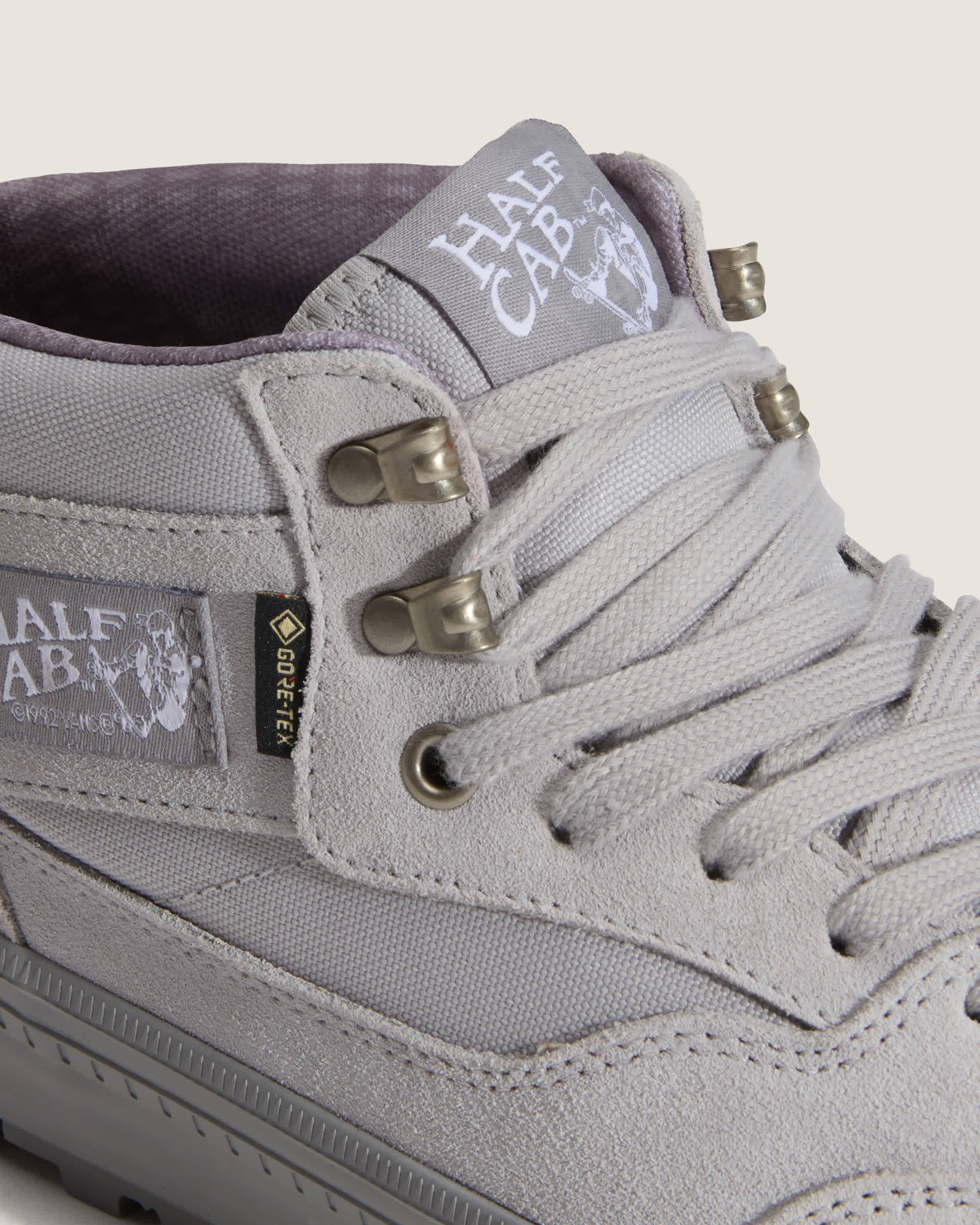 Half Cab GORETEX Insulated Shoes VANS Grey ALT4