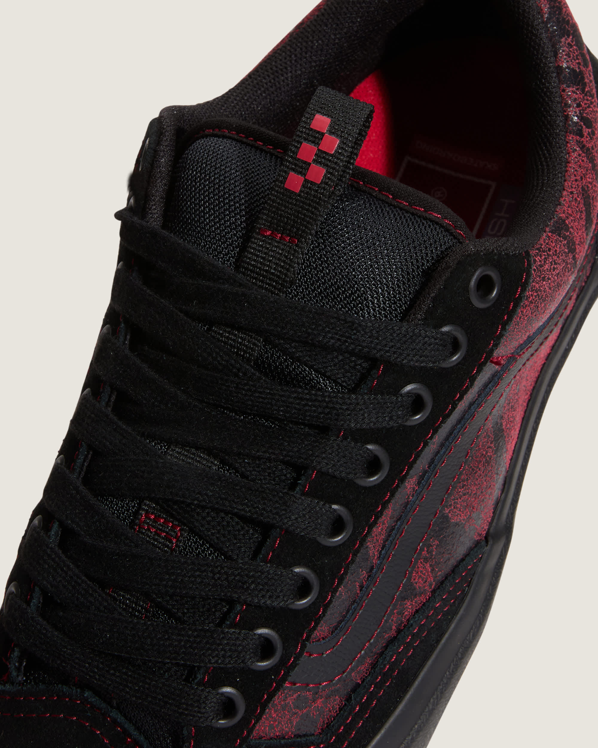Skate Old Skool 36 Shoes VANS Red ALT7