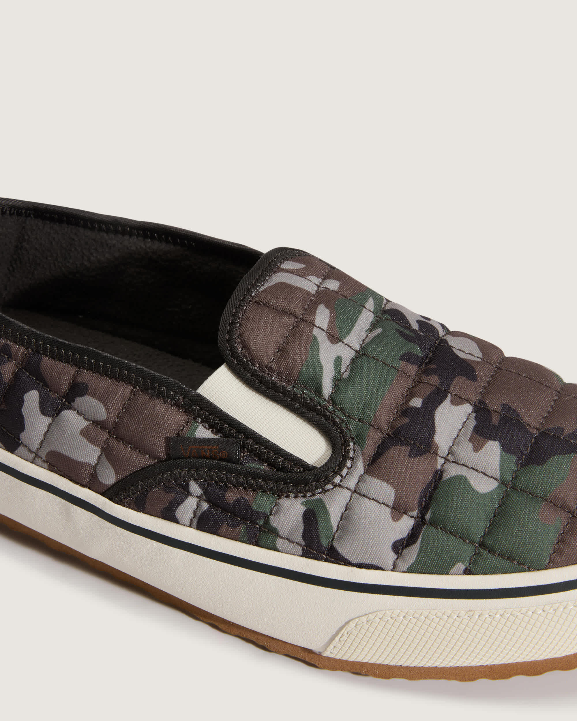 Chaussures Sliper 2 VANS Noir ALT7