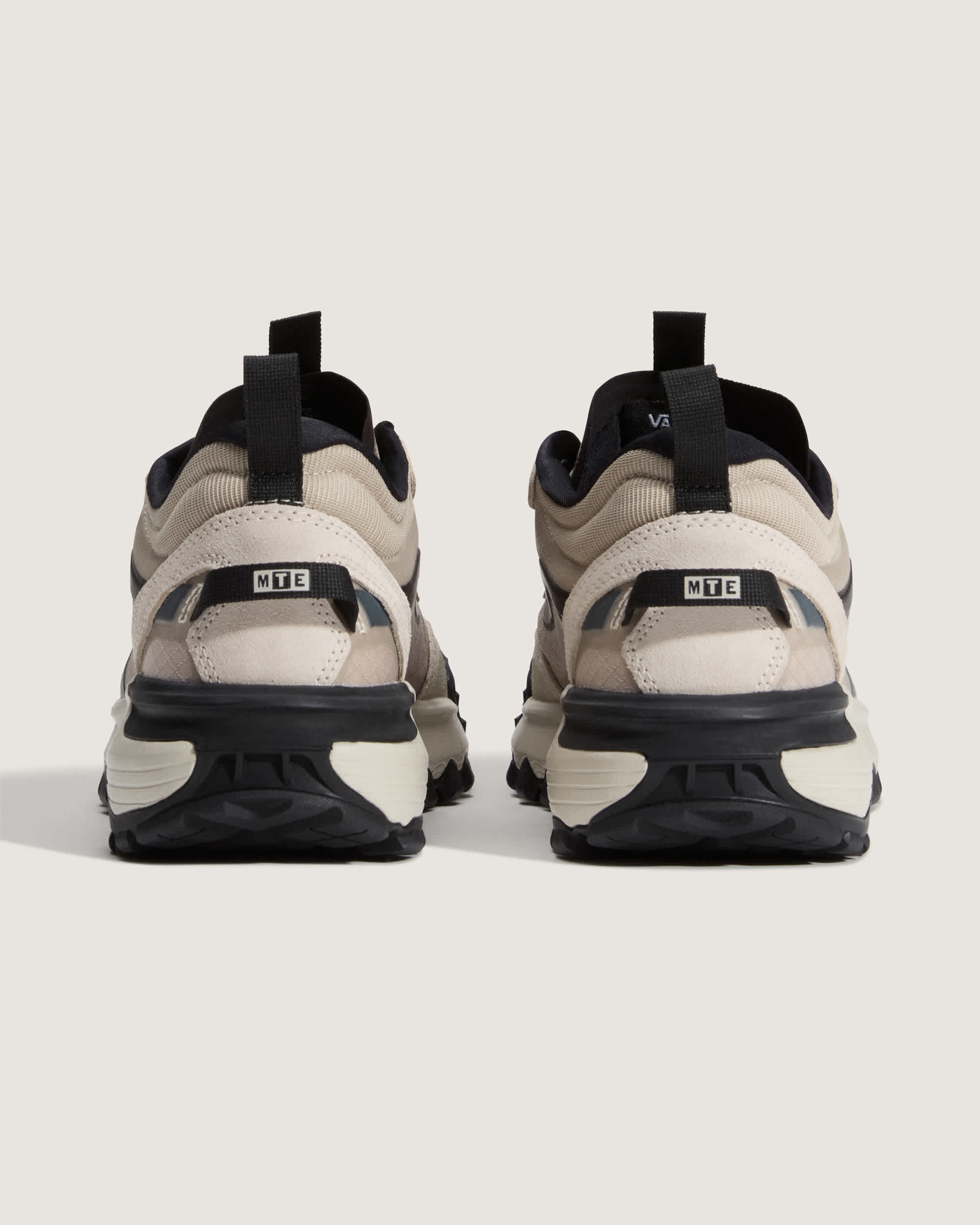 Chaussures  Crosspath XC VANS Noir ALT3