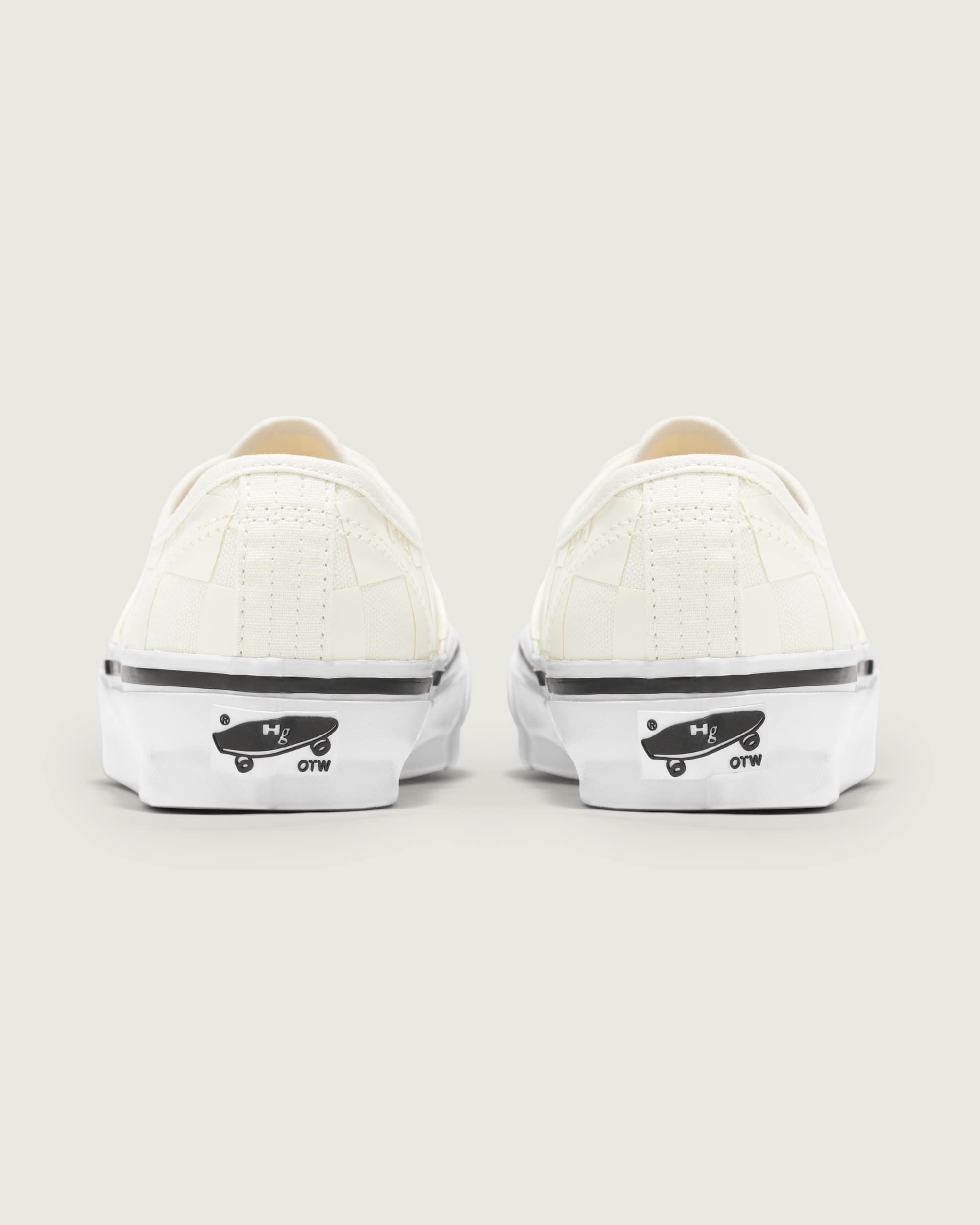 OTW Authentic 44 Homme Girls MARSHMALLOW VANS White ALT3