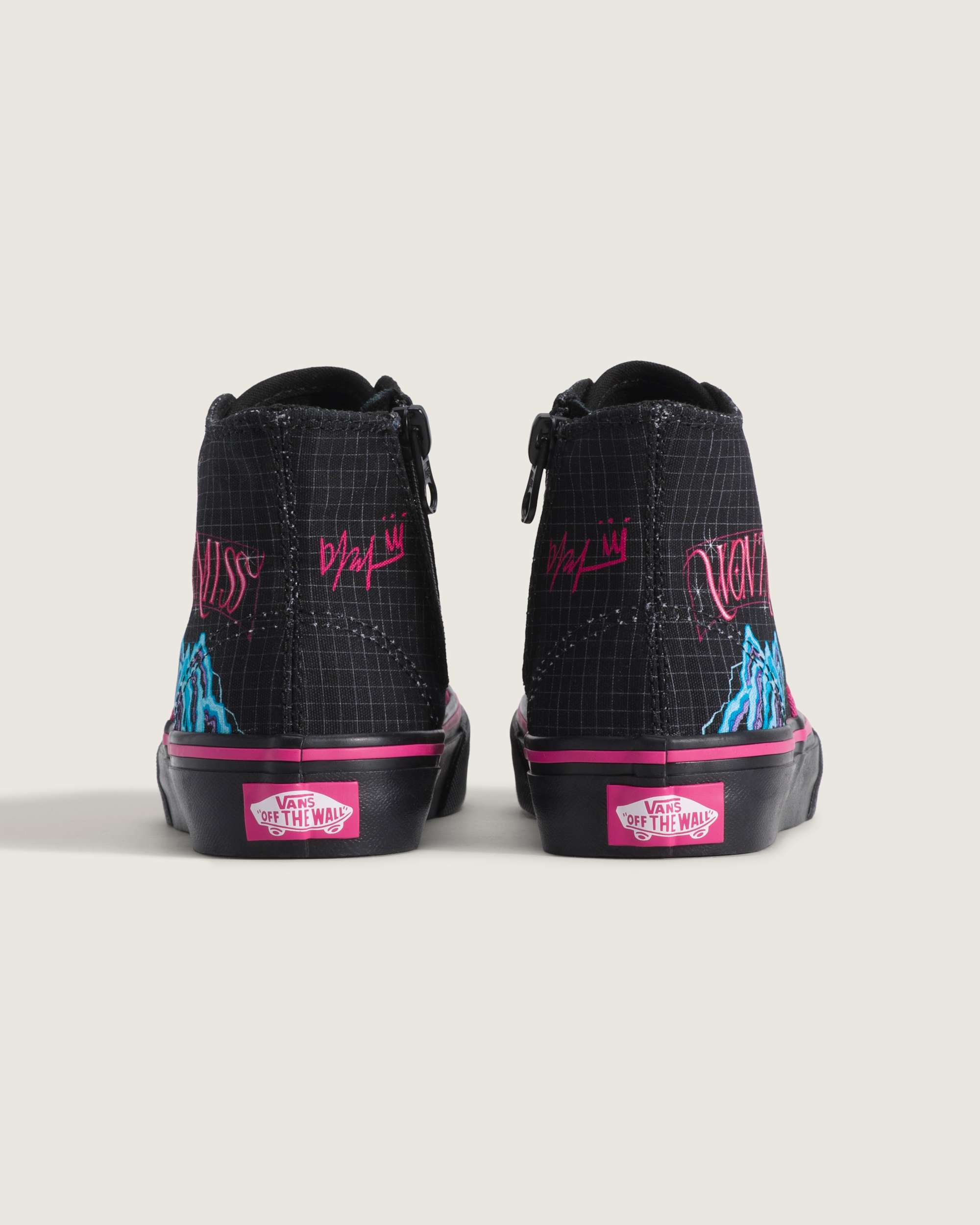 Scarpe Bambinoa KPop Demon Hunters x Vans Authentic Hi 20 con zip 48 anni VANS Nero ALT3