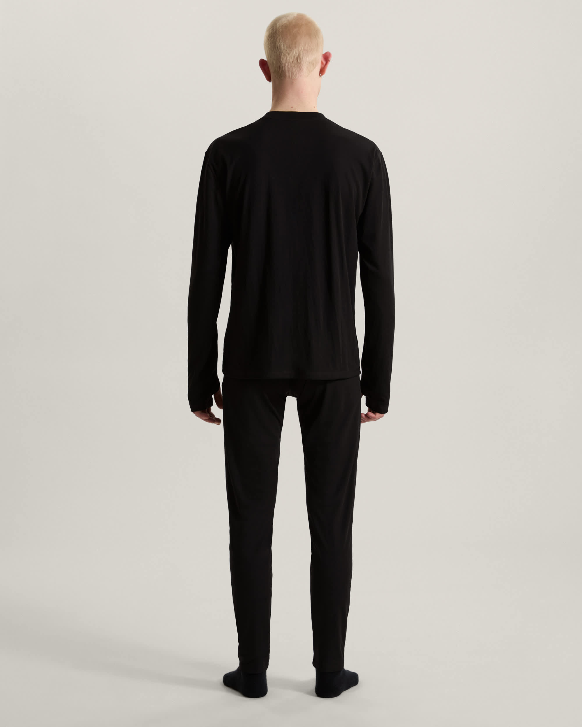 CASCADE BASE LAYER TOP Black VANS Schwarz ALT3
