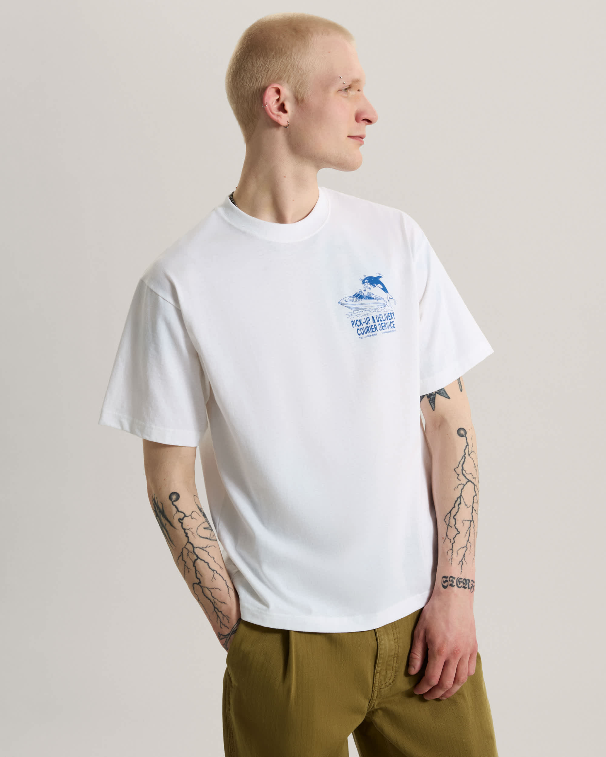 Camiseta Paulys Delivery VANS Blanco ALT2