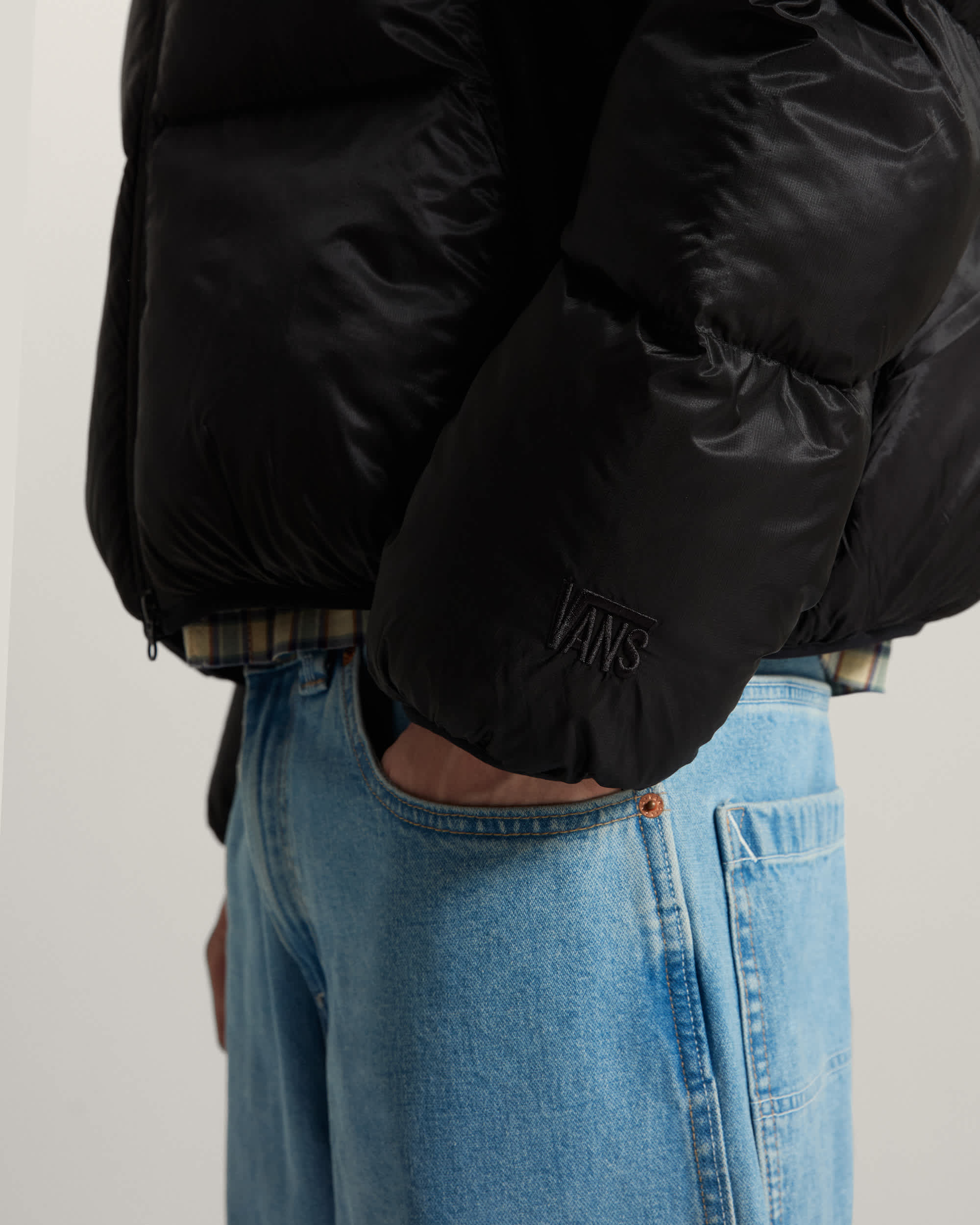 Hawkings Puffer Black VANS Black ALT7