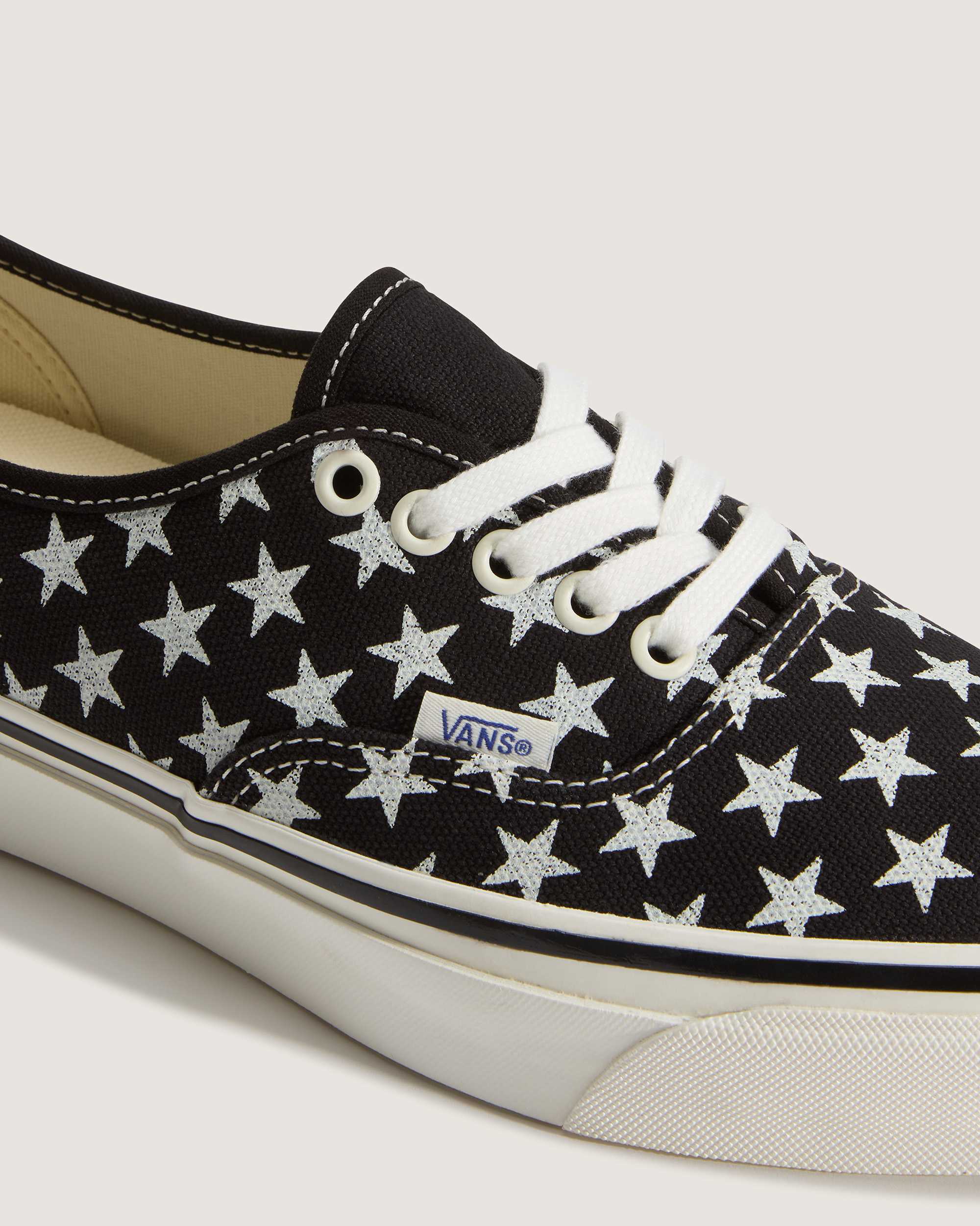 Premium Authentic Shoes VANS Black ALT6