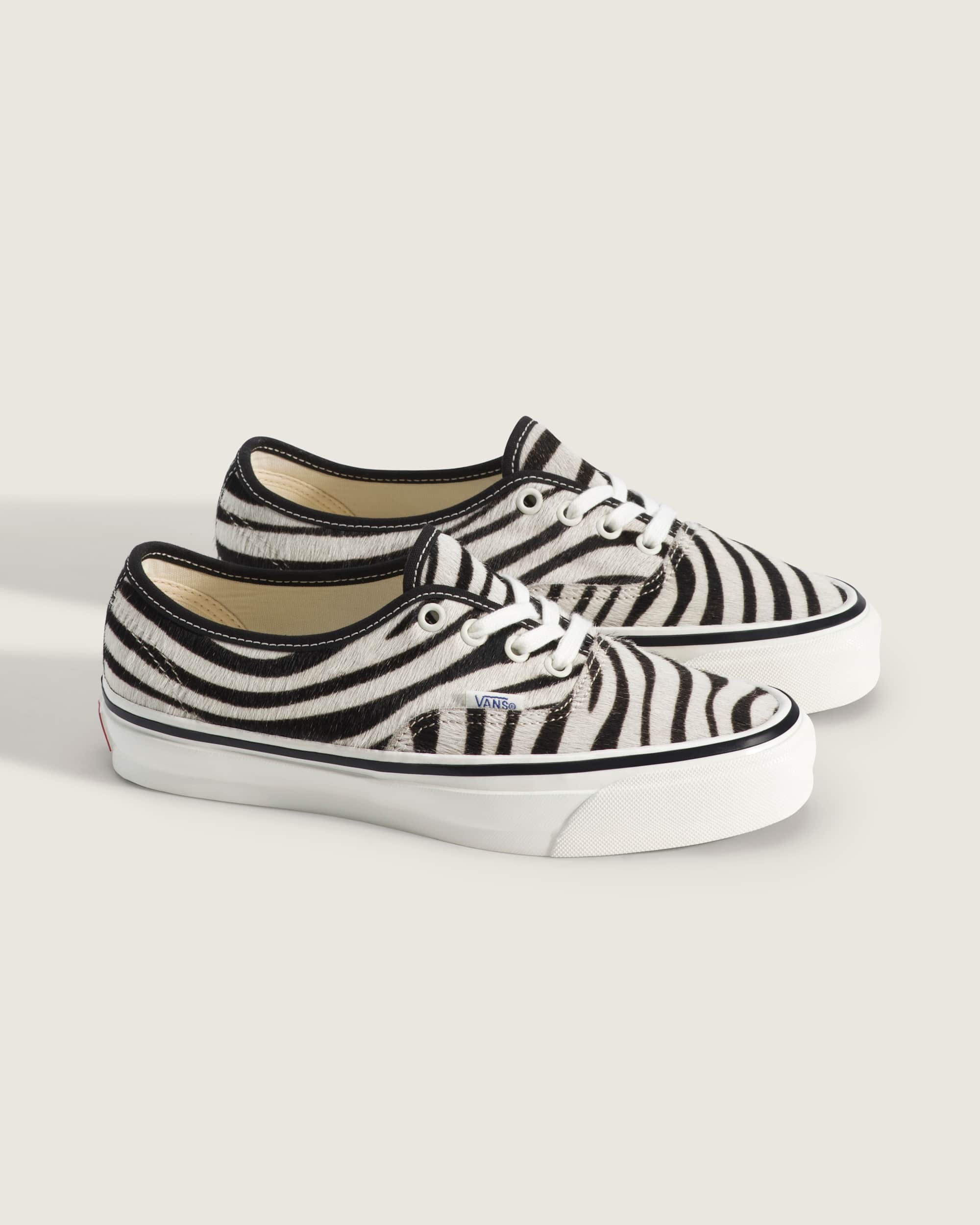 Premium Authentic Shoes VANS White ALT1