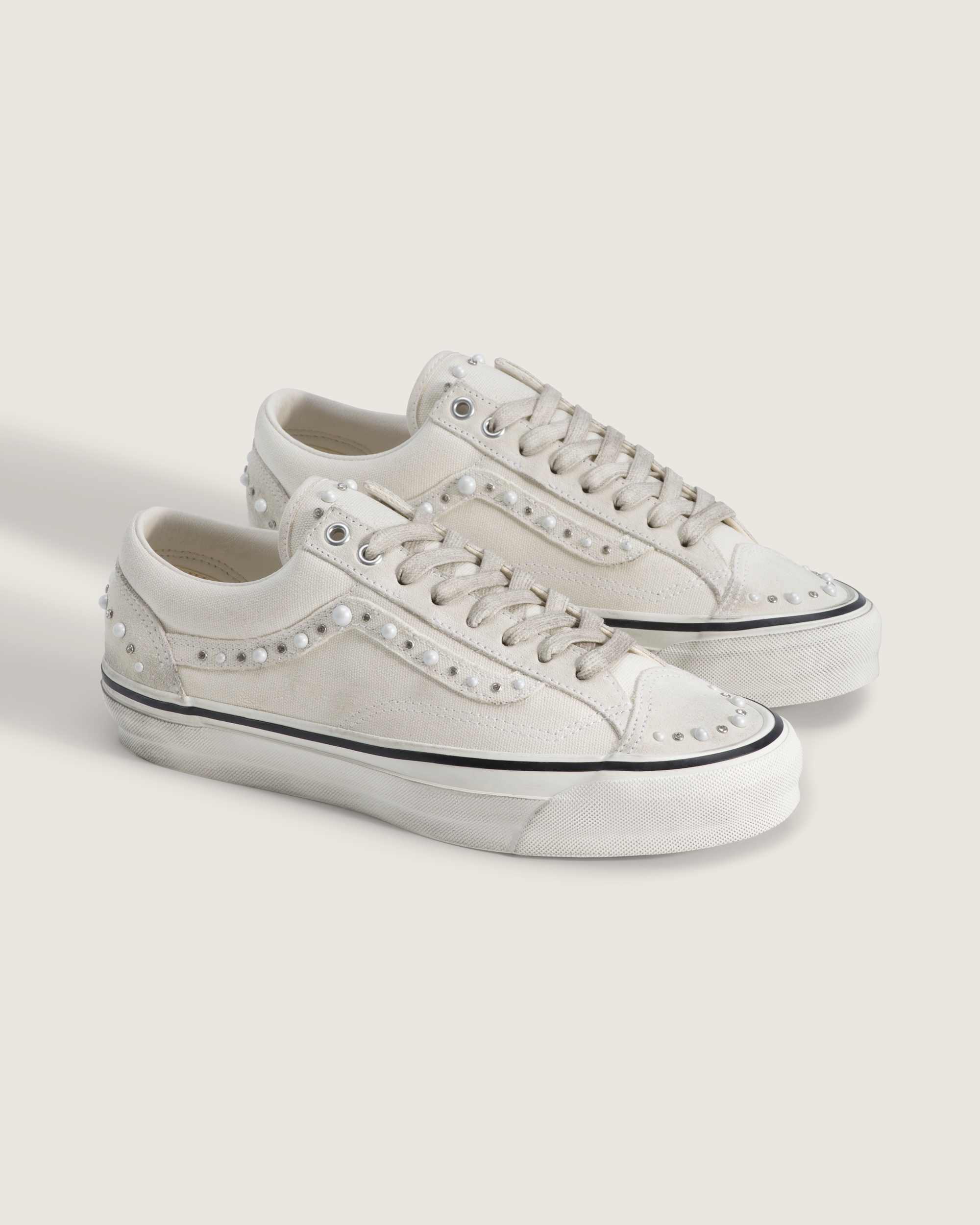 Premium Old Skool 36 Shoes VANS White ALT1