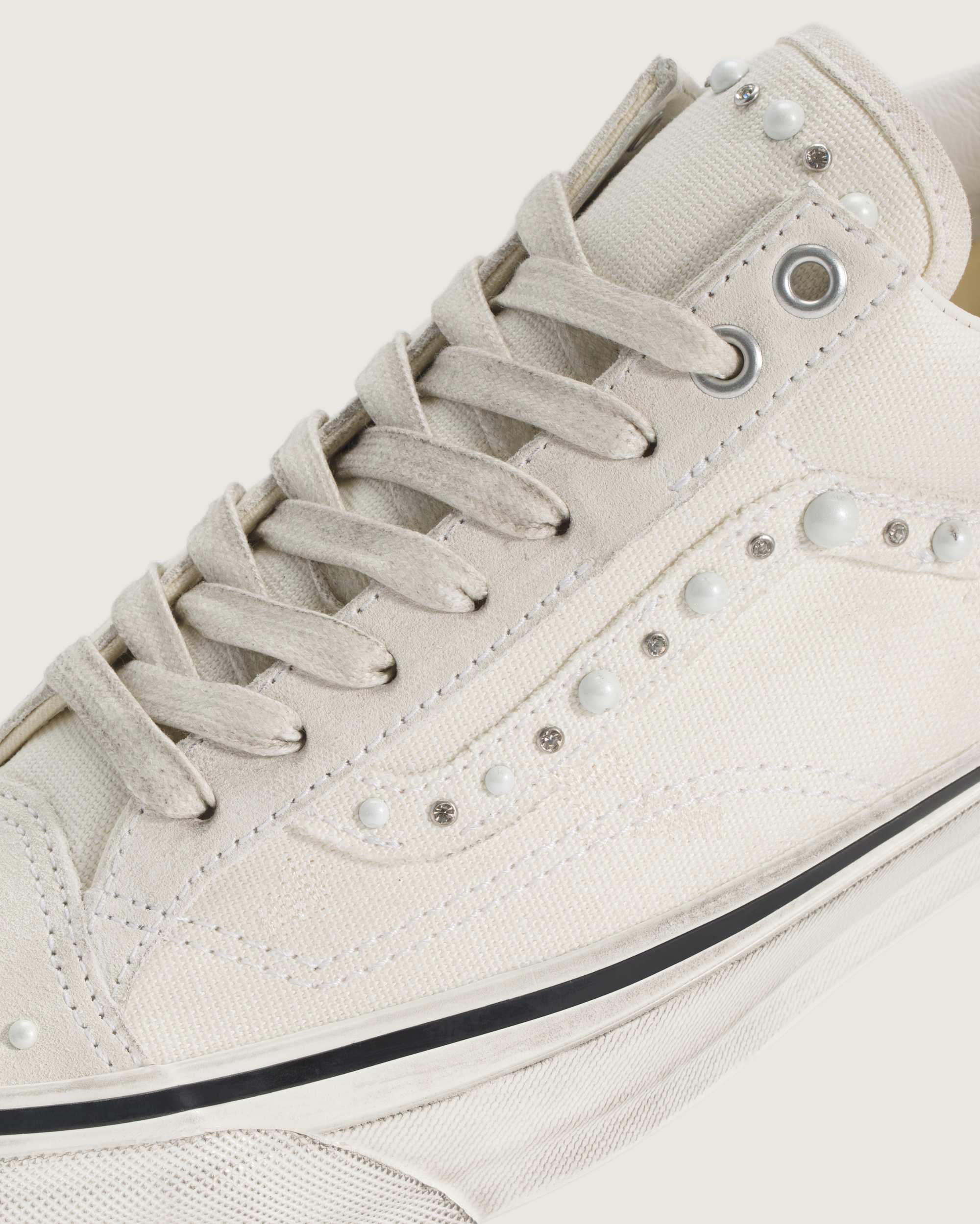 Premium Old Skool 36 Shoes VANS White ALT4