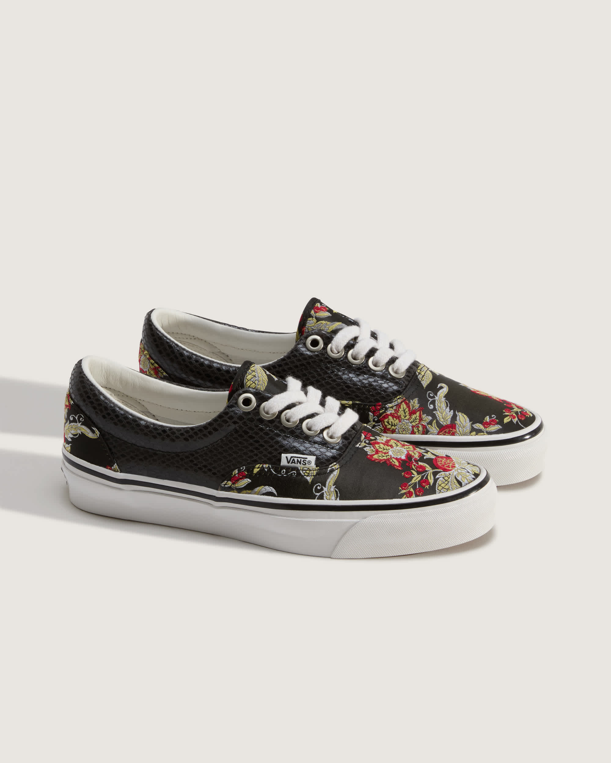 OTW Era 95 Vibram Shoes VANS Black ALT2