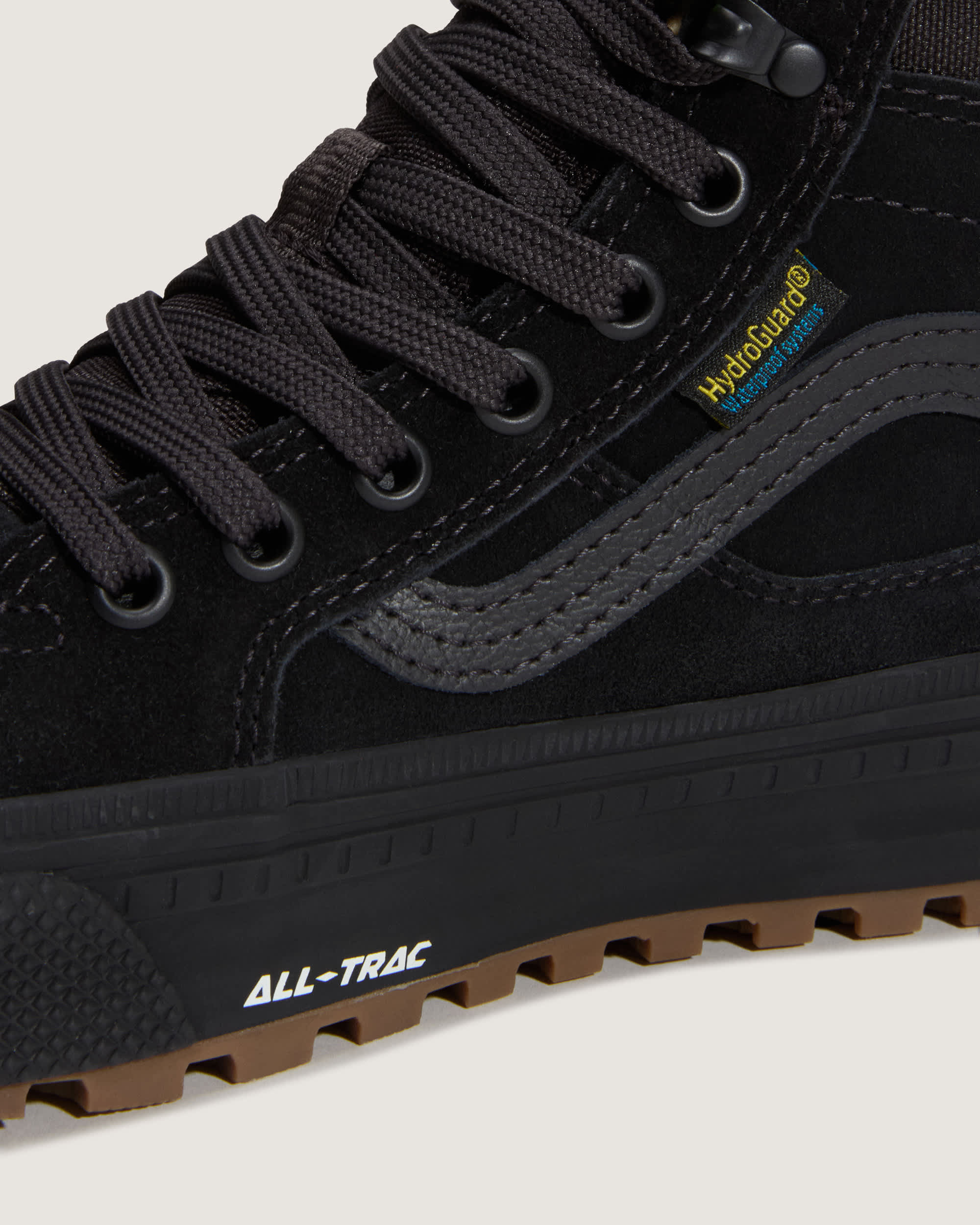 Sk8Hi Waterproof Insulated Shoes VANS Black ALT8