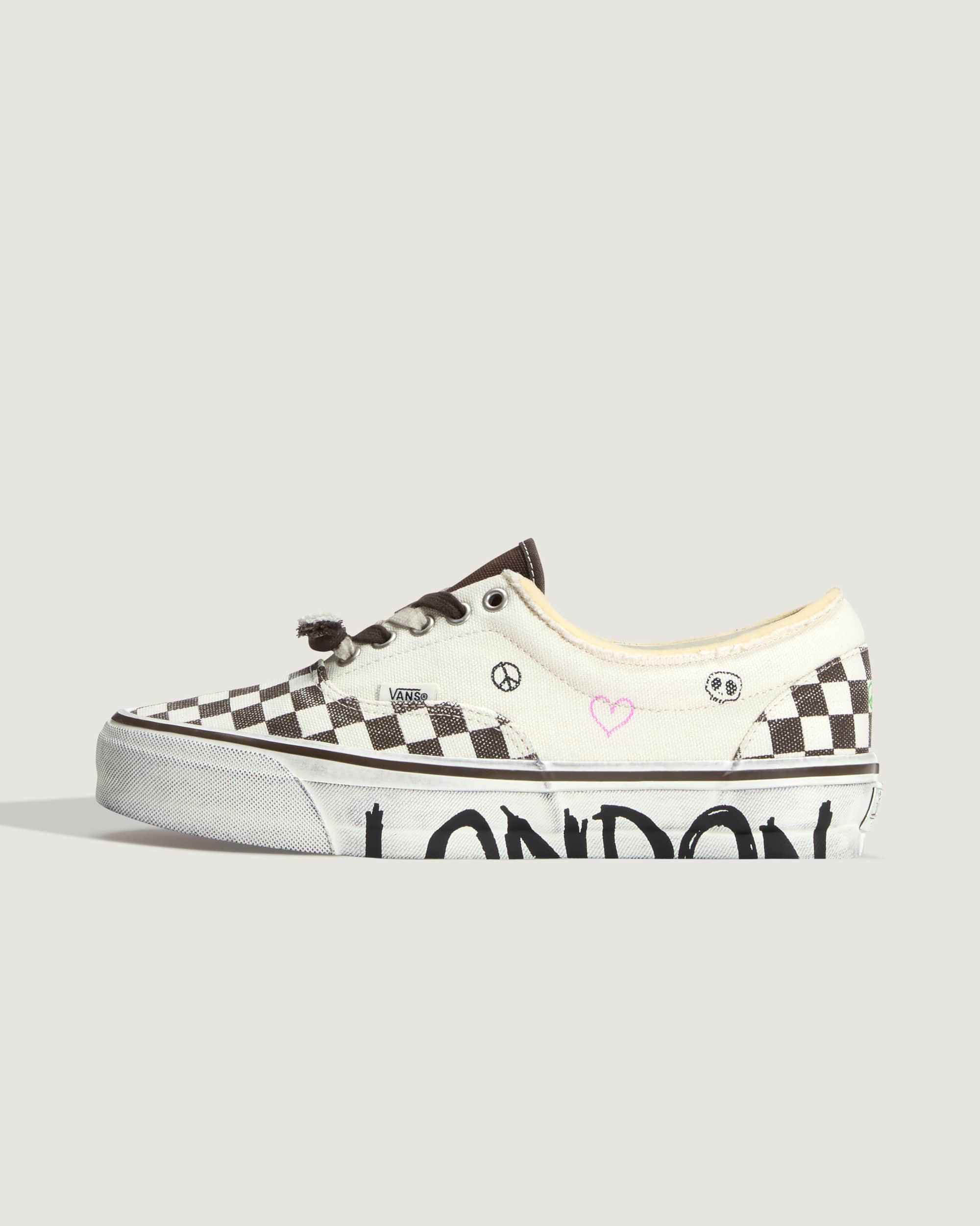 London Premium Era 95 Shoes VANS White hero