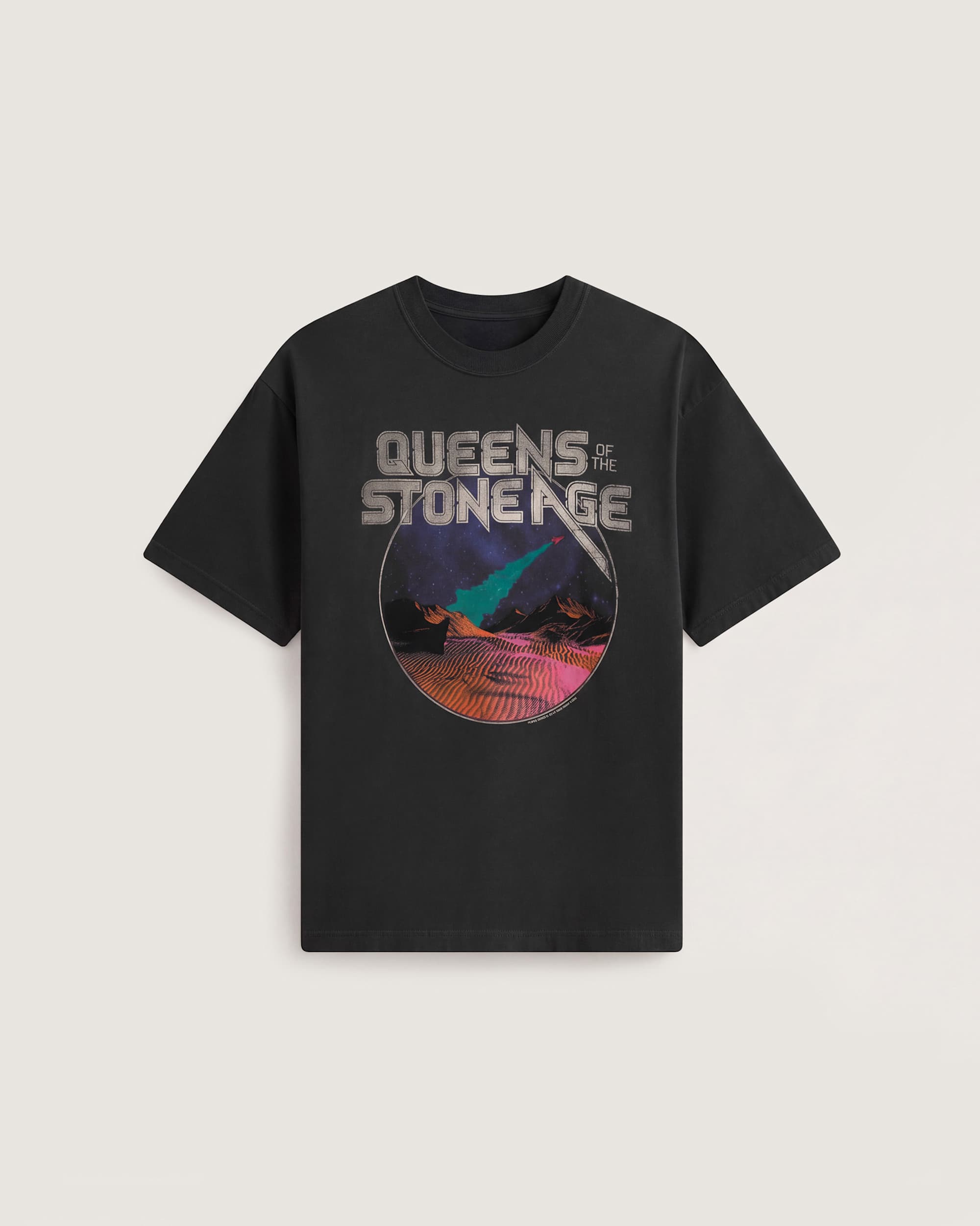 Camiseta Queens of the Stone Age VANS Negro HERO