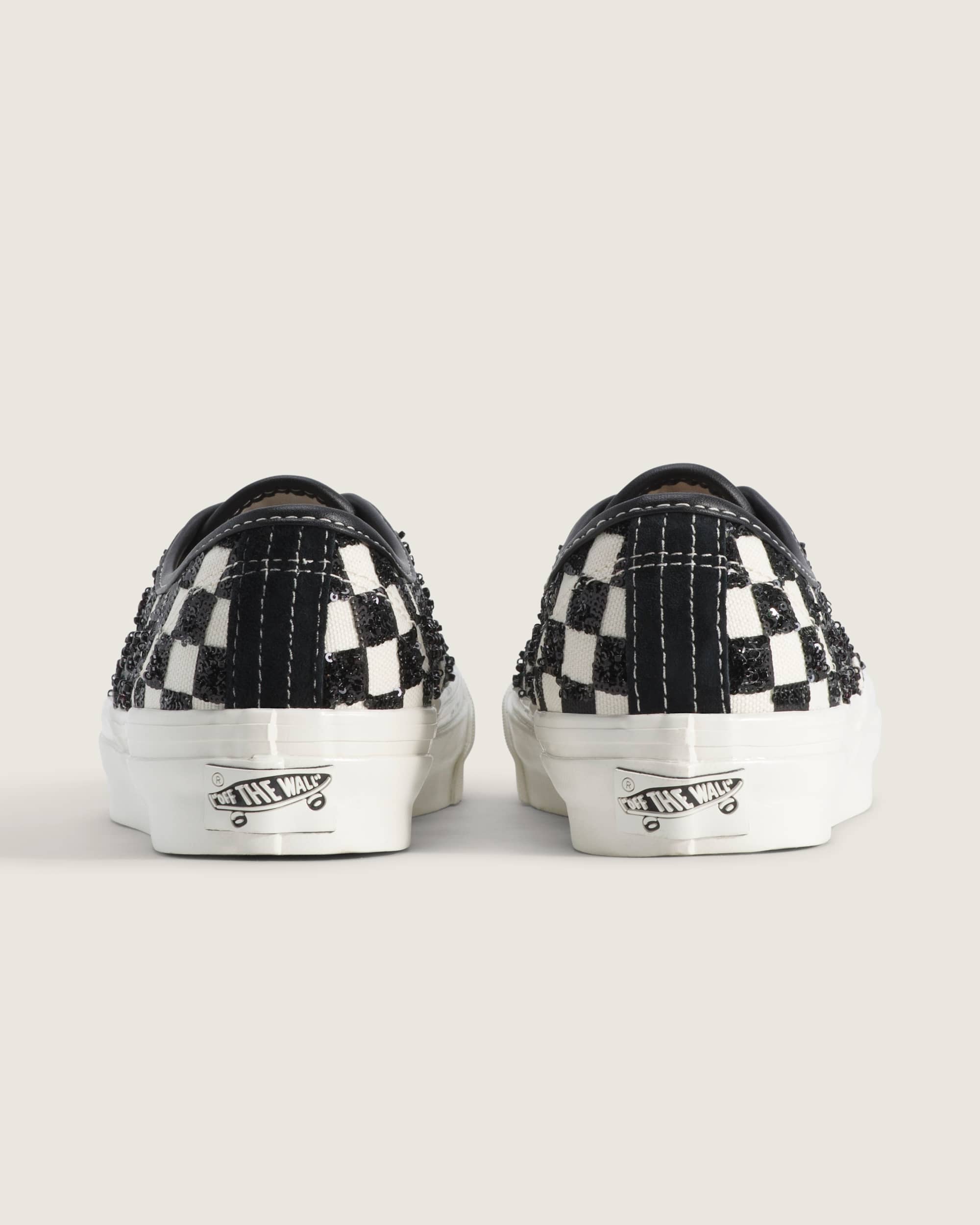 Chaussures Premium Authentic VANS NoirBlanc ALT3