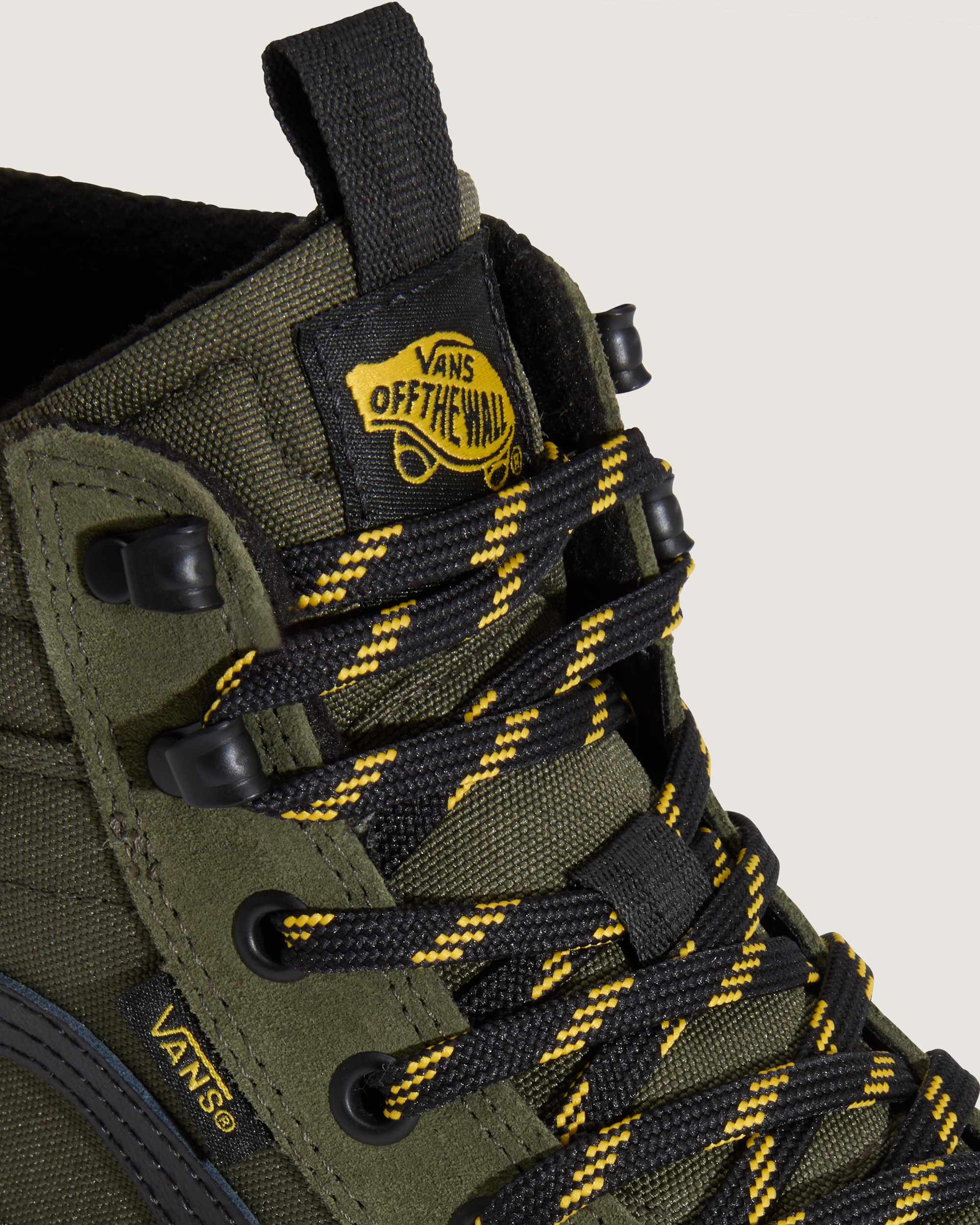 Sk8Hi Waterproof Insulated Schoenen VANS ZwartGroen ALT7