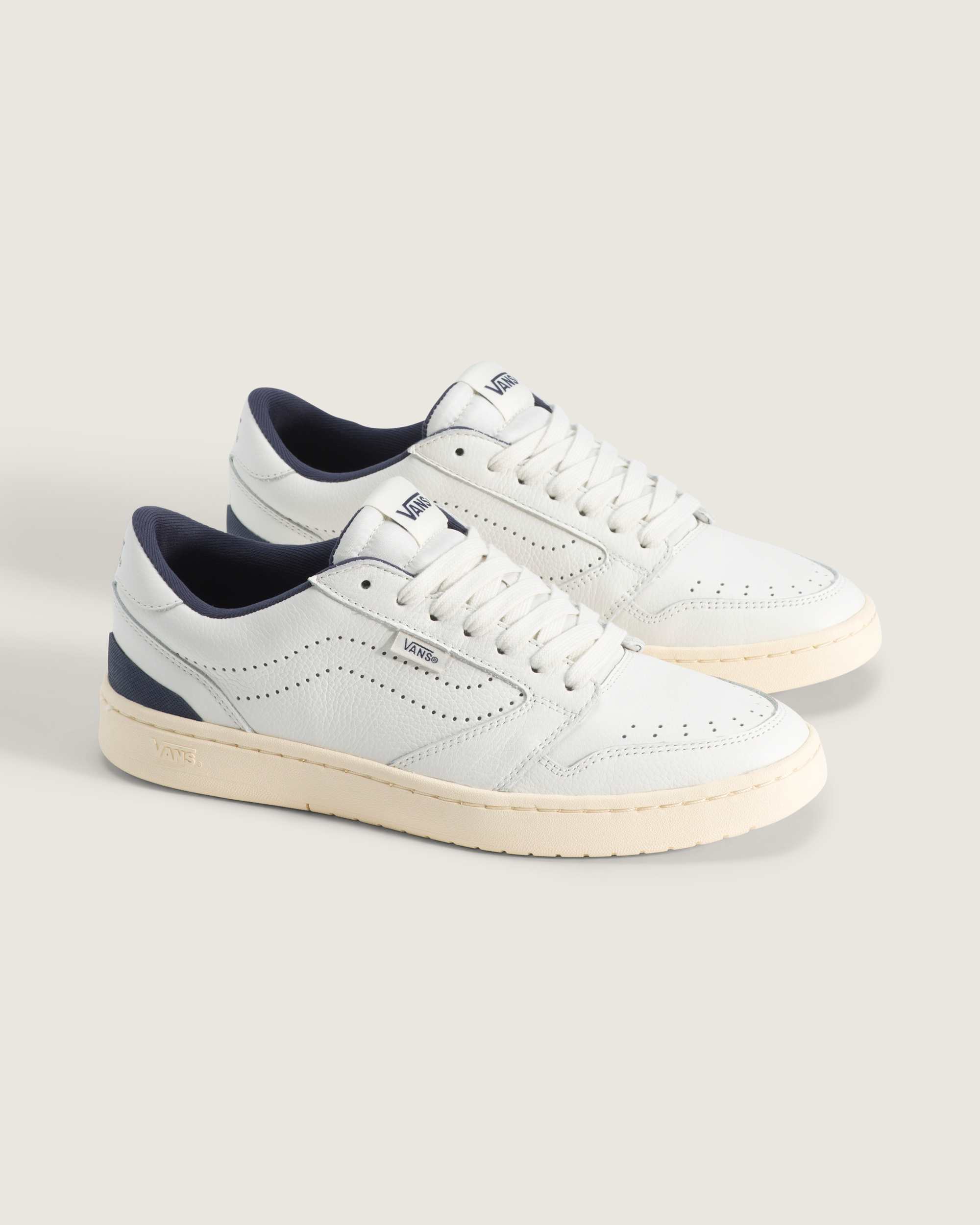 Chaussures Court Low VANS Blanc ALT1