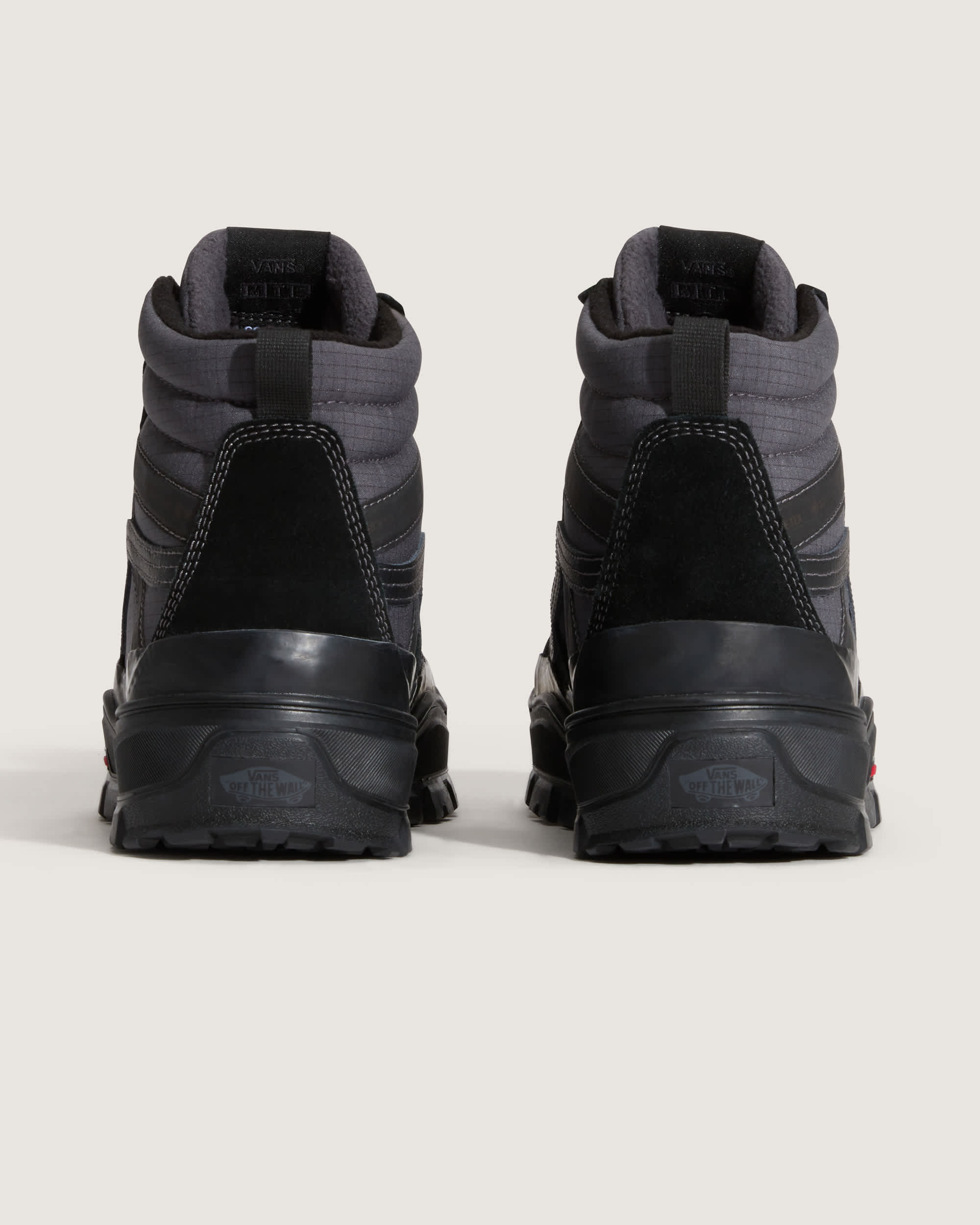 Sk8Hi GORETEX Insulated Shoes VANS Black ALT4