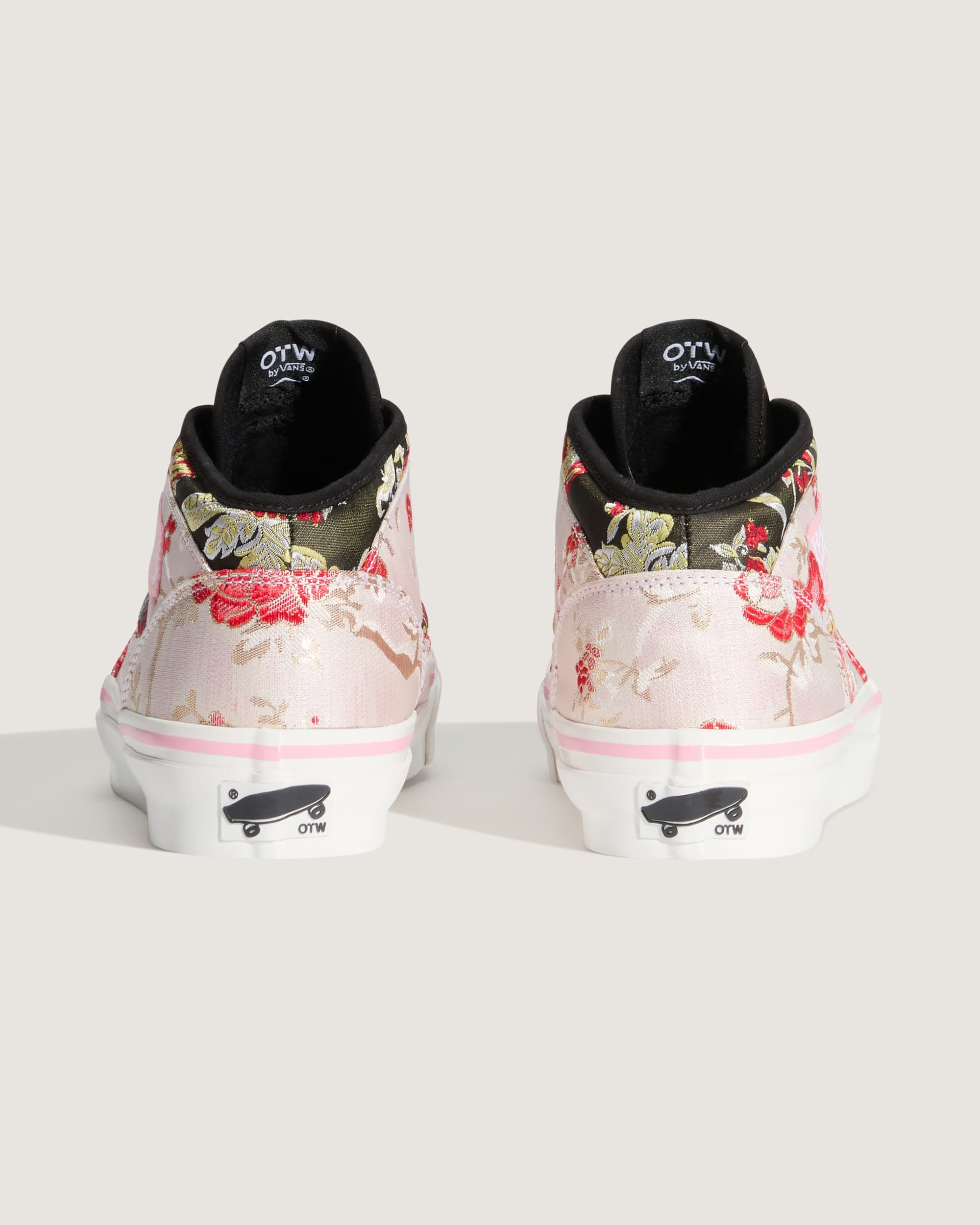 Chaussures OTW Half Cab 33 Decon Vibram VANS Multicolour ALT3