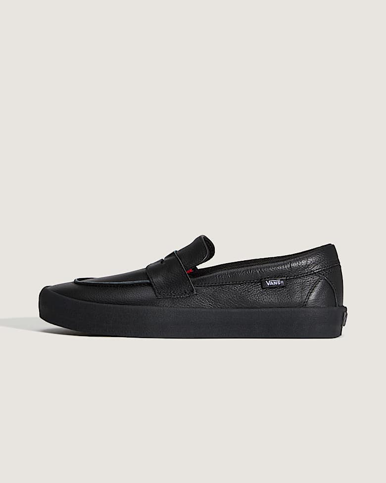 Skate Loafer Shoes in Black| Vans IE