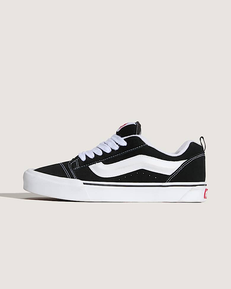 Knu Stack Shoes in Black| Vans DK
