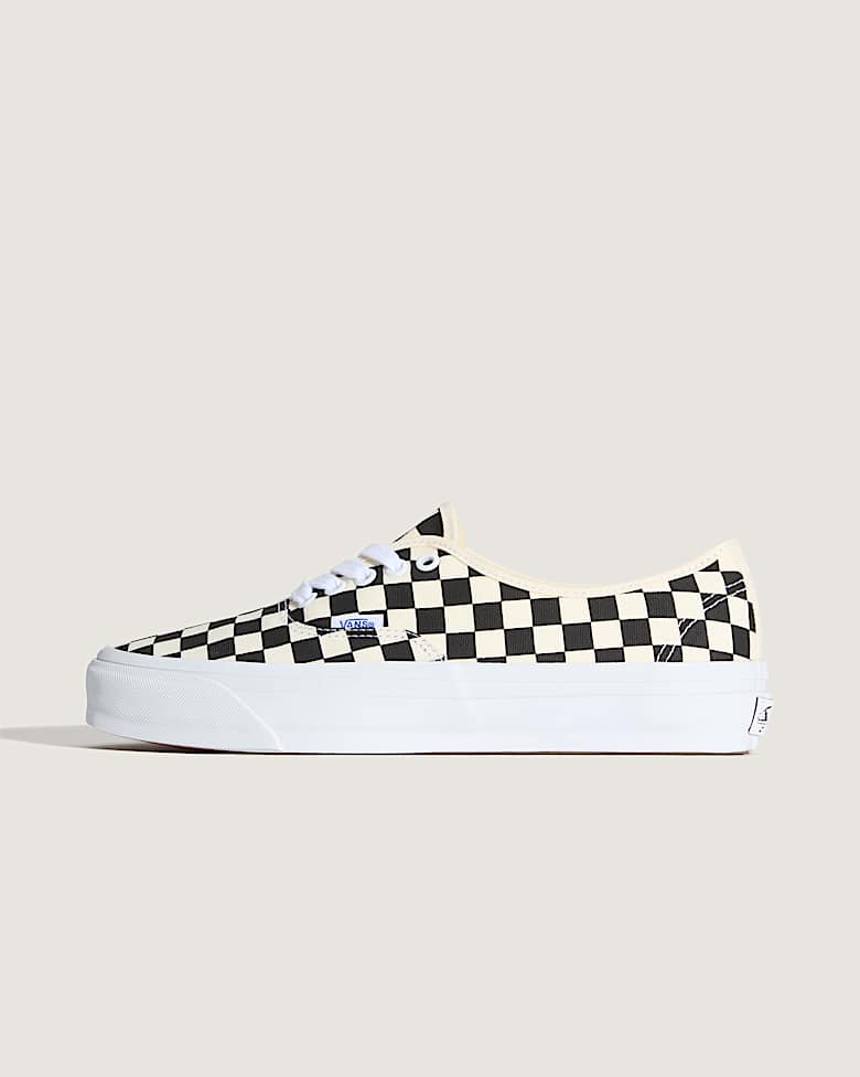 Premium Authentic 44 Duck Canvas Shoes in White| Vans SE