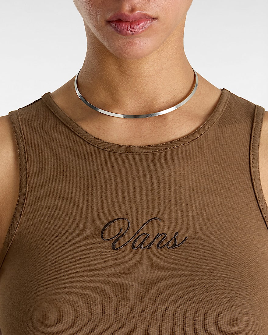 Small Staple Fitted Crop Tank