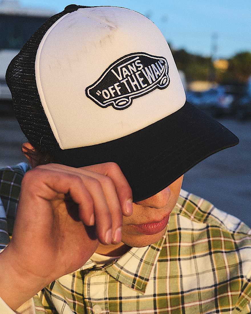 Casquette Classic Patch Curved Bill Trucker