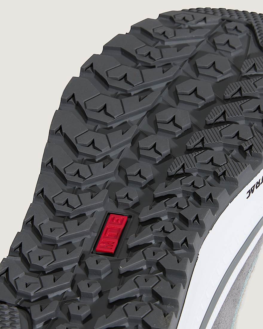 Sk8Hi Waterproof Insulated Schuhe VANS Grau ALT6