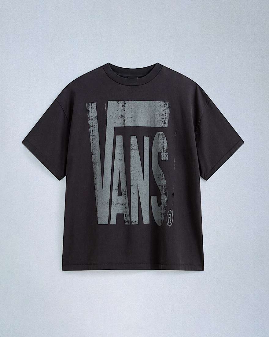 Act Of Disagreement Brushed Logo TShirt VANS Schwarz HERO