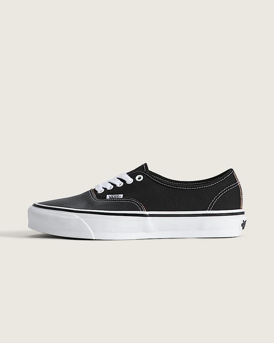 OTW Authentic 44 Siped Vibram VANS Schwarz HERO