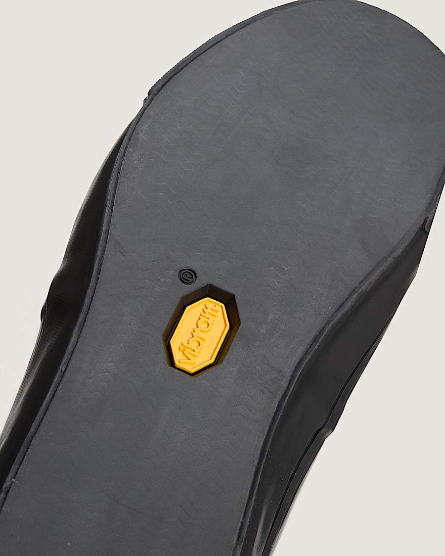 OTW Authentic 44 Siped Vibram VANS Schwarz ALT6