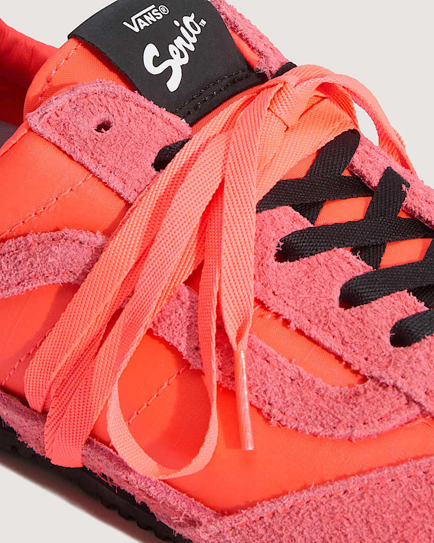 Premium Super Lowpro Sneaker VANS Rosa ALT4