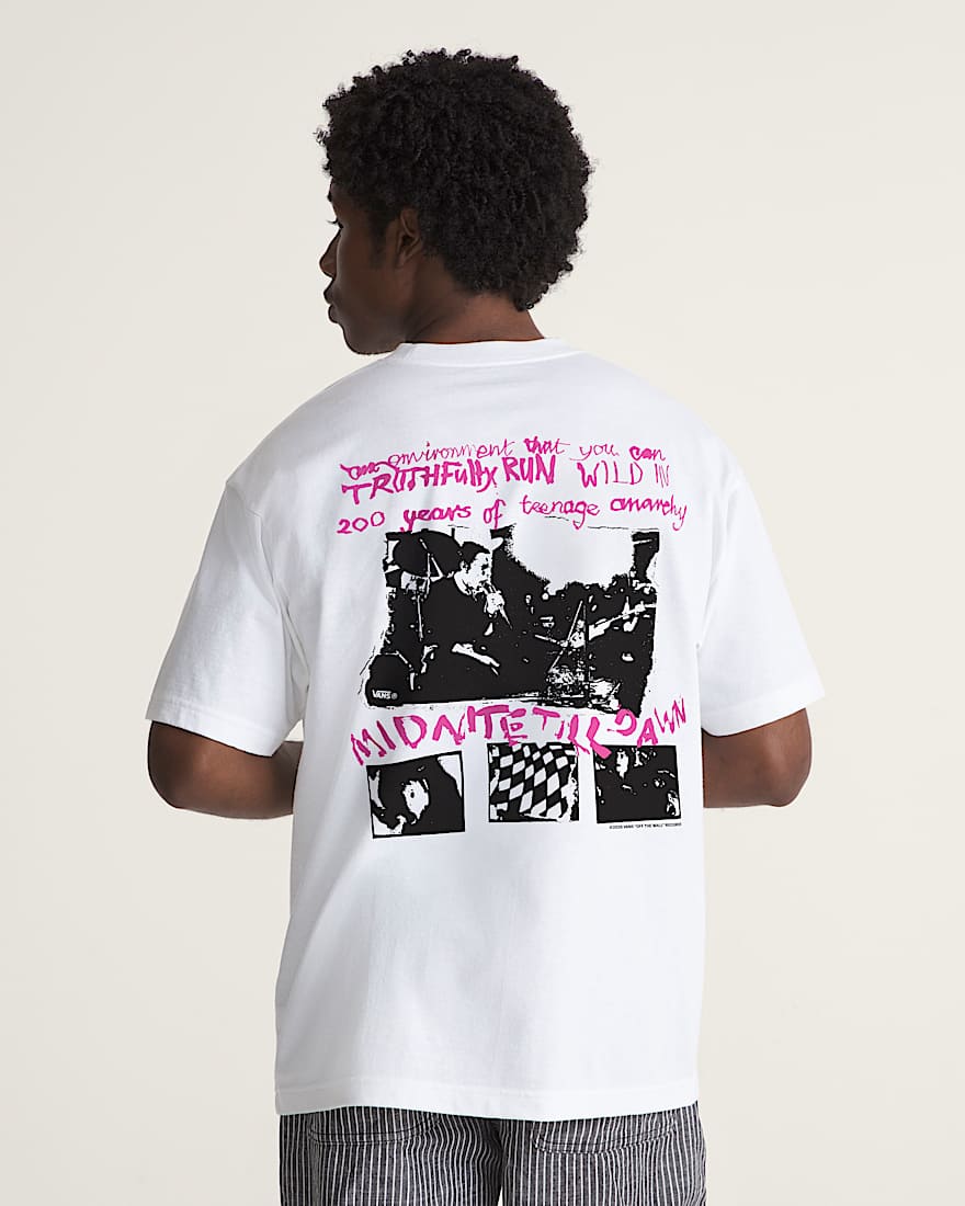 Sex Pistols Run Wild on the Green SS Tee White VANS Wei ALT3