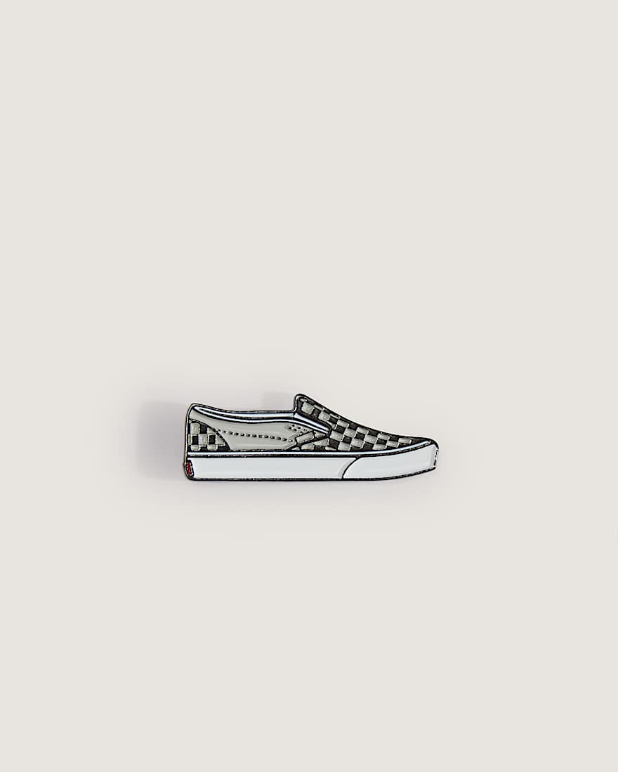 SlipOn Pin WhiteBlack VANS Wei HERO